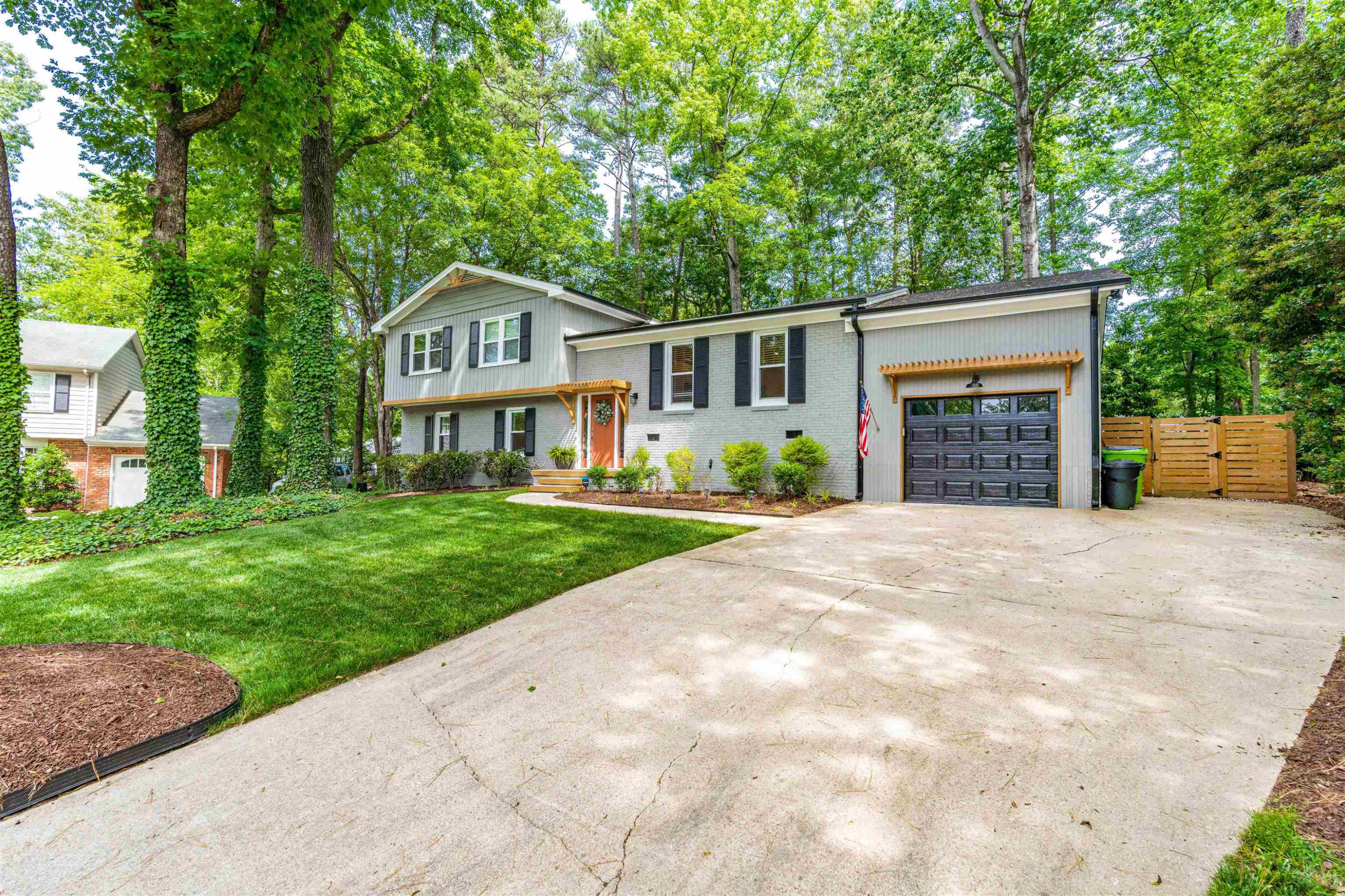 1505 Windbur Place
