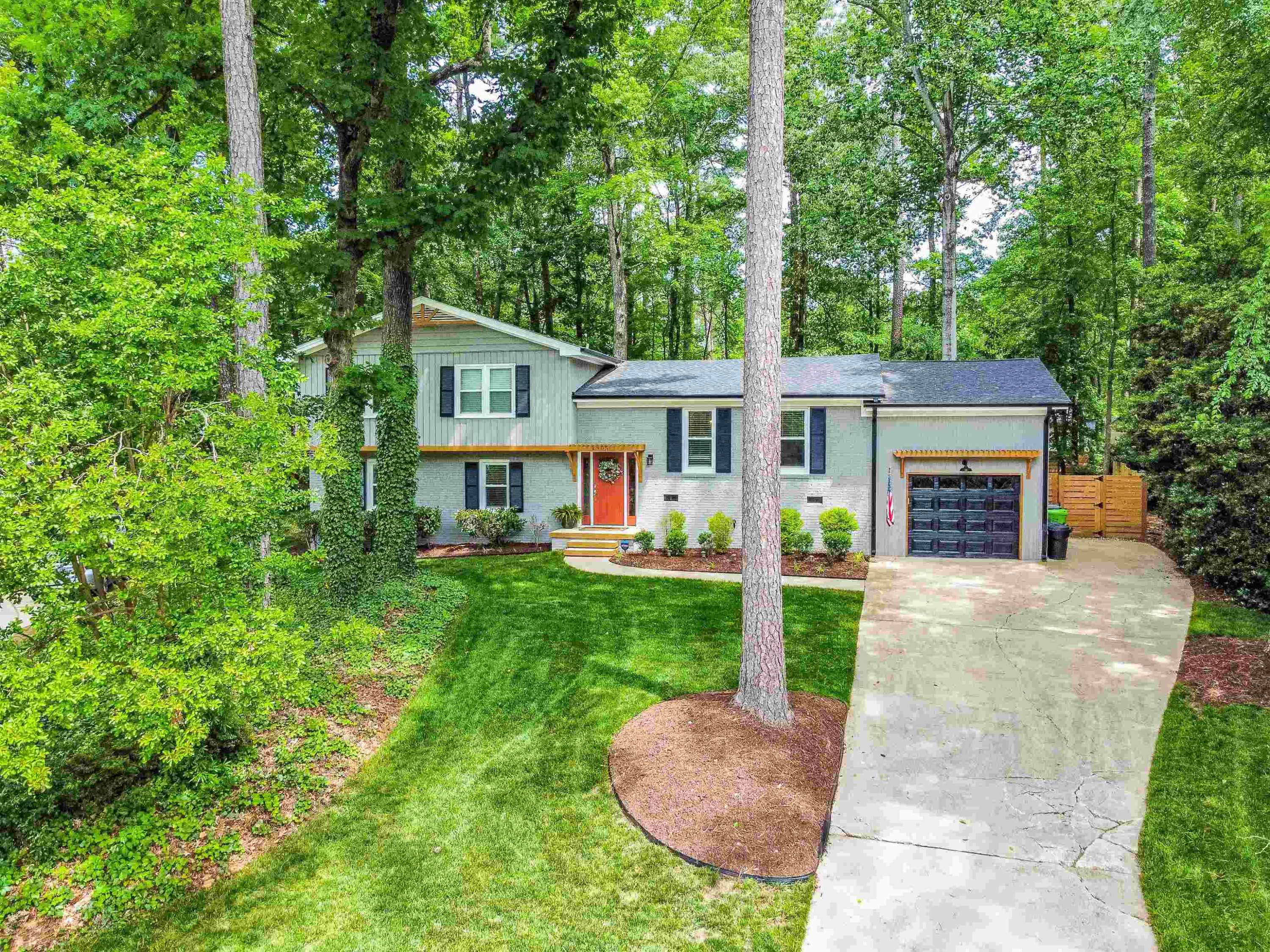 1505 Windbur Place