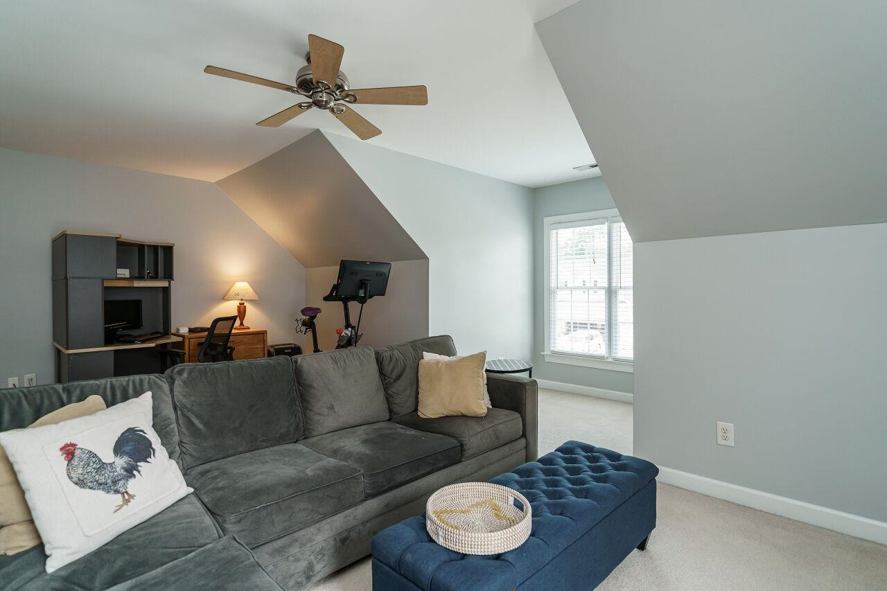 312 Tarragon Trail