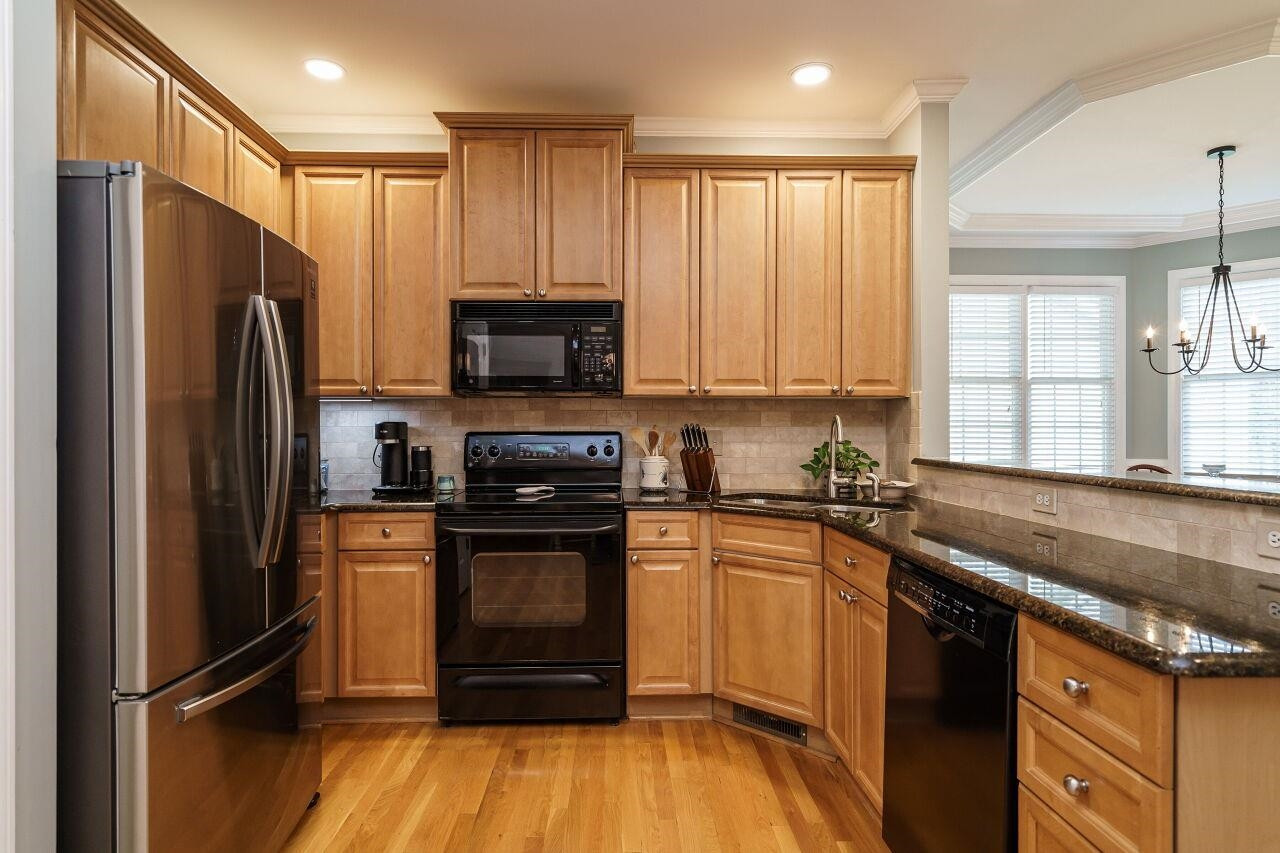 312 Tarragon Trail