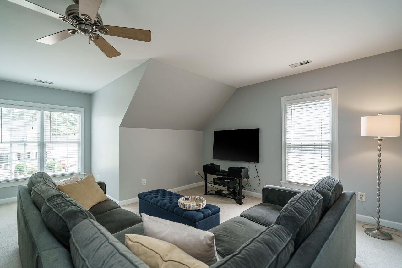 312 Tarragon Trail