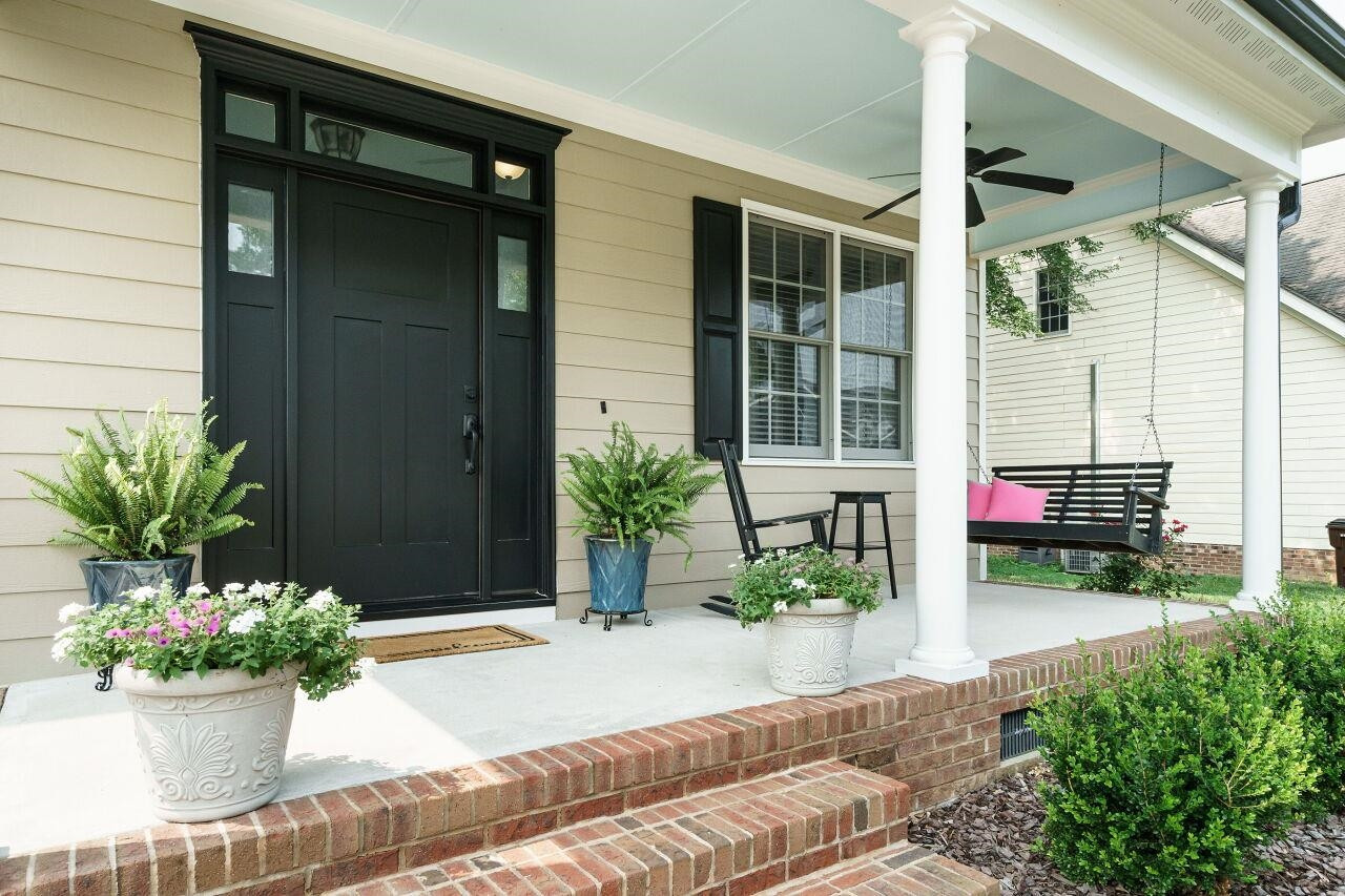 312 Tarragon Trail