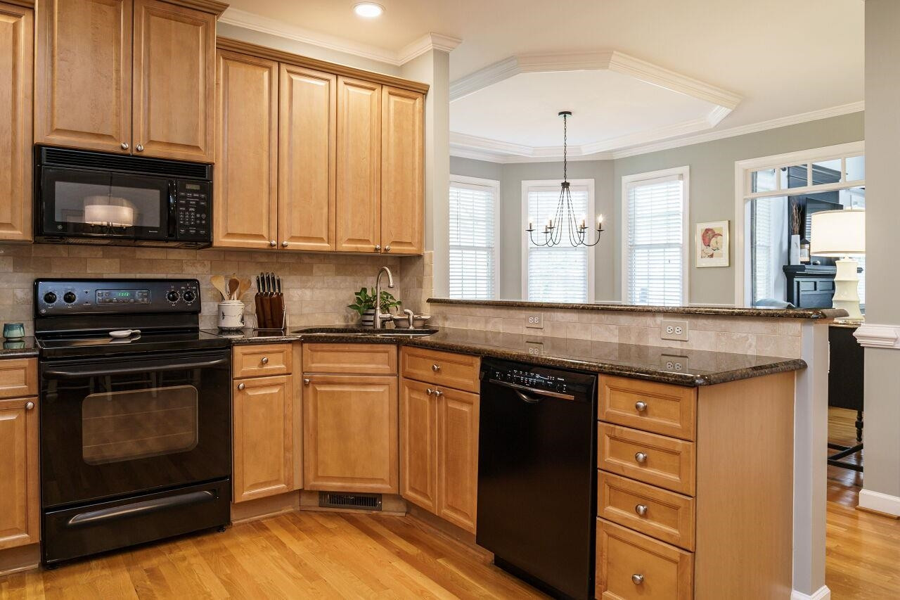 312 Tarragon Trail
