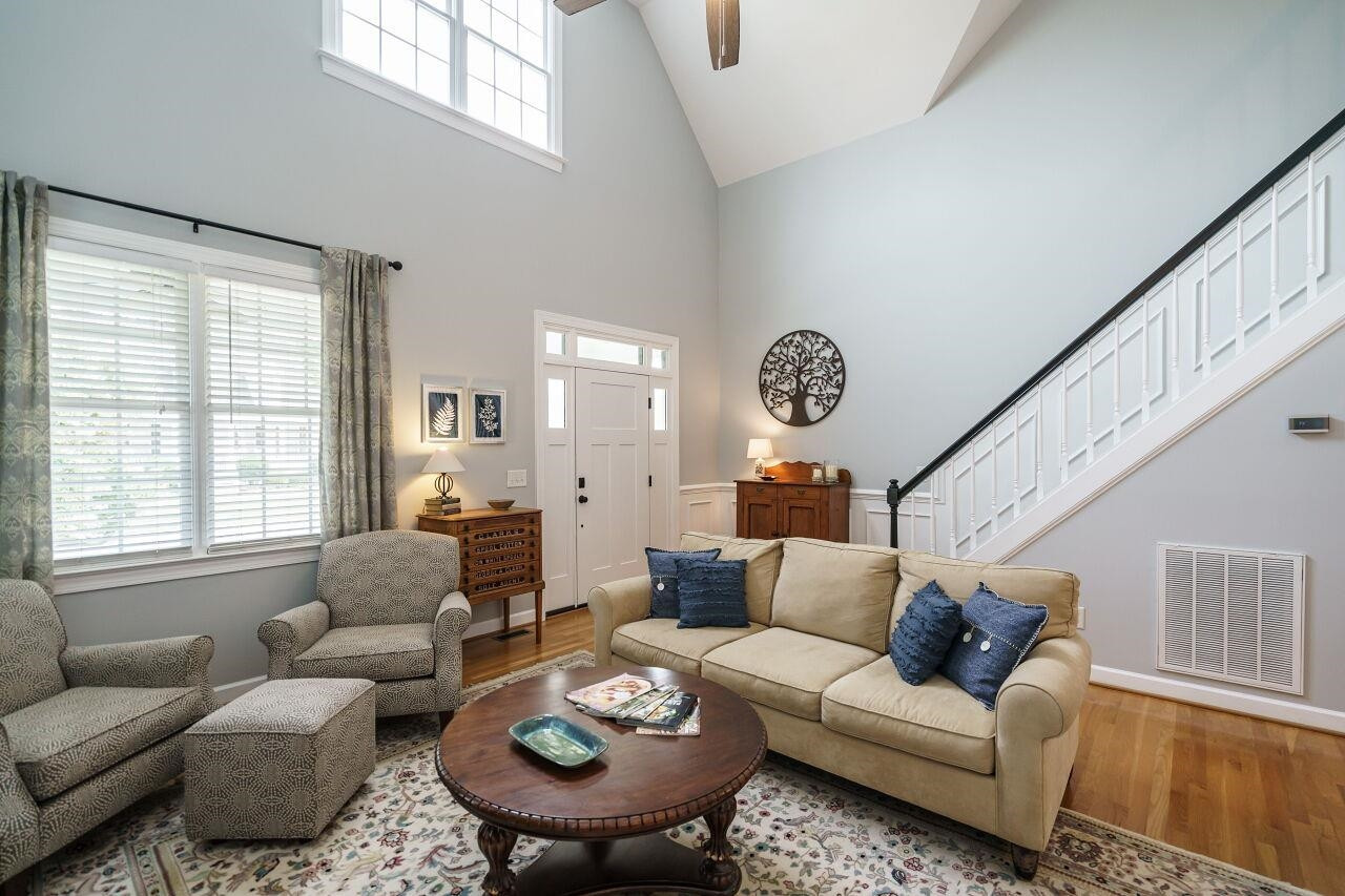 312 Tarragon Trail