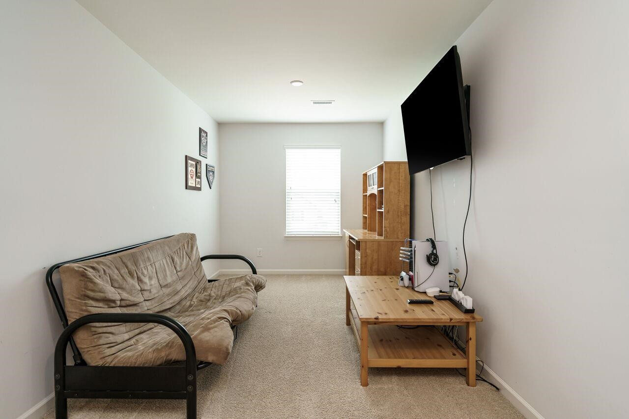 632 S Kennelman Circle
