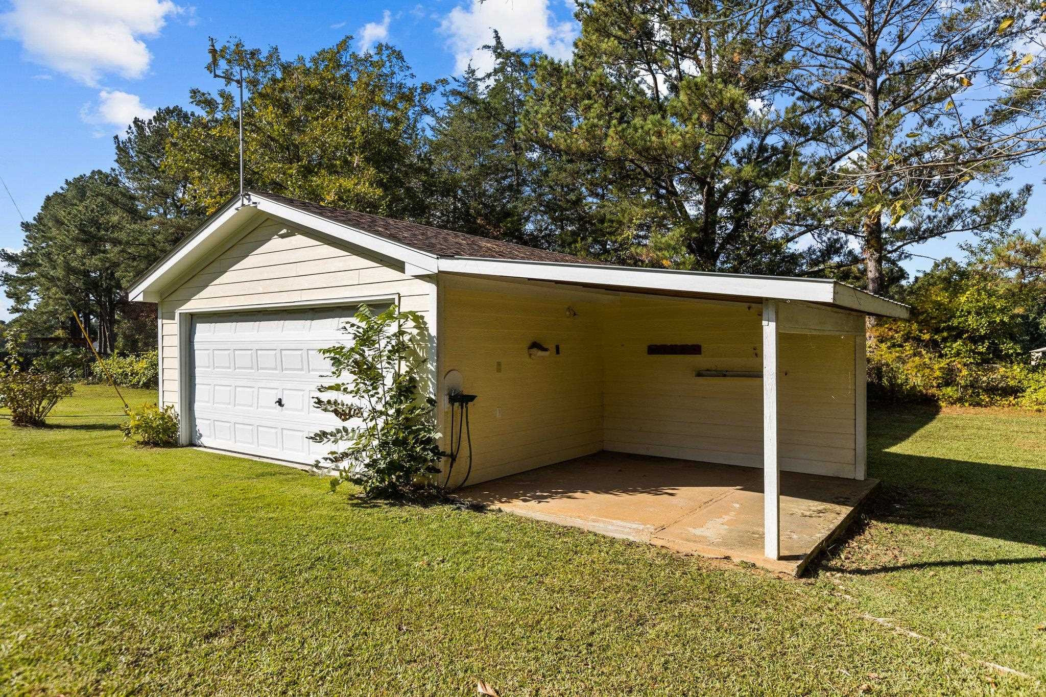 11493 NC 39 Highway