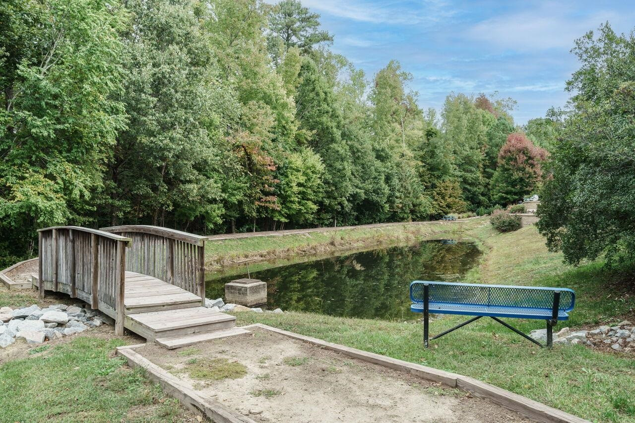 1209 Brook Bluff Road