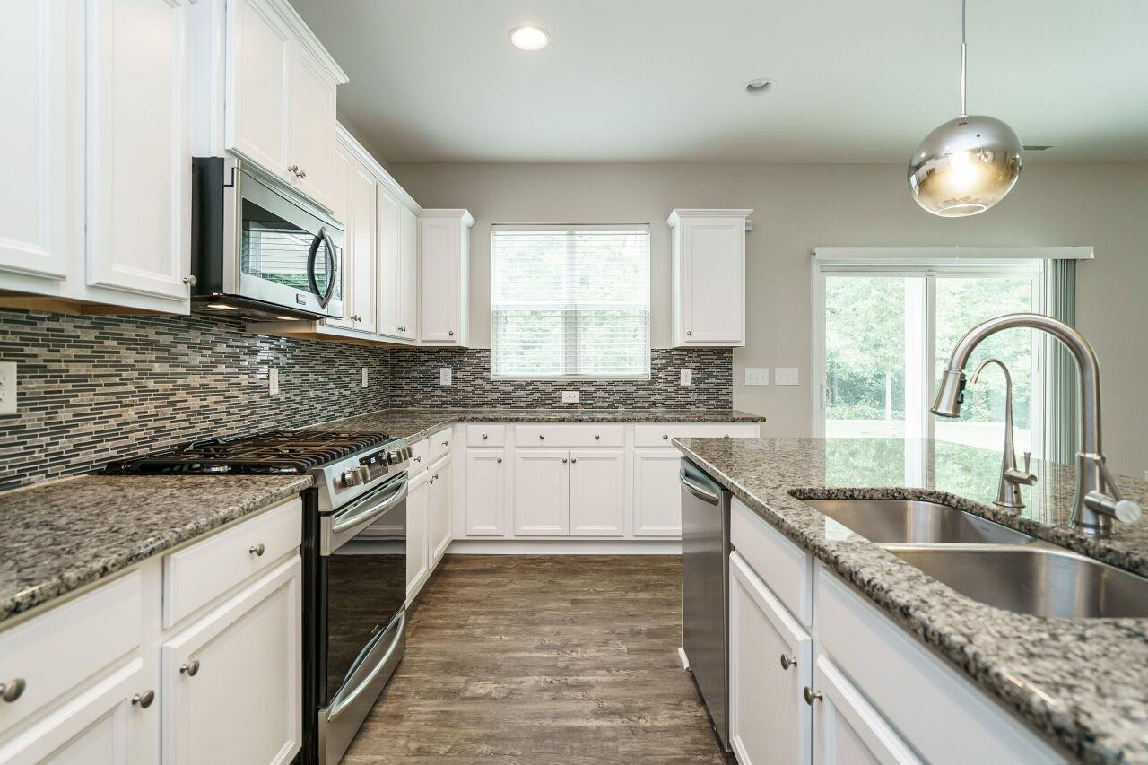 1209 Brook Bluff Road