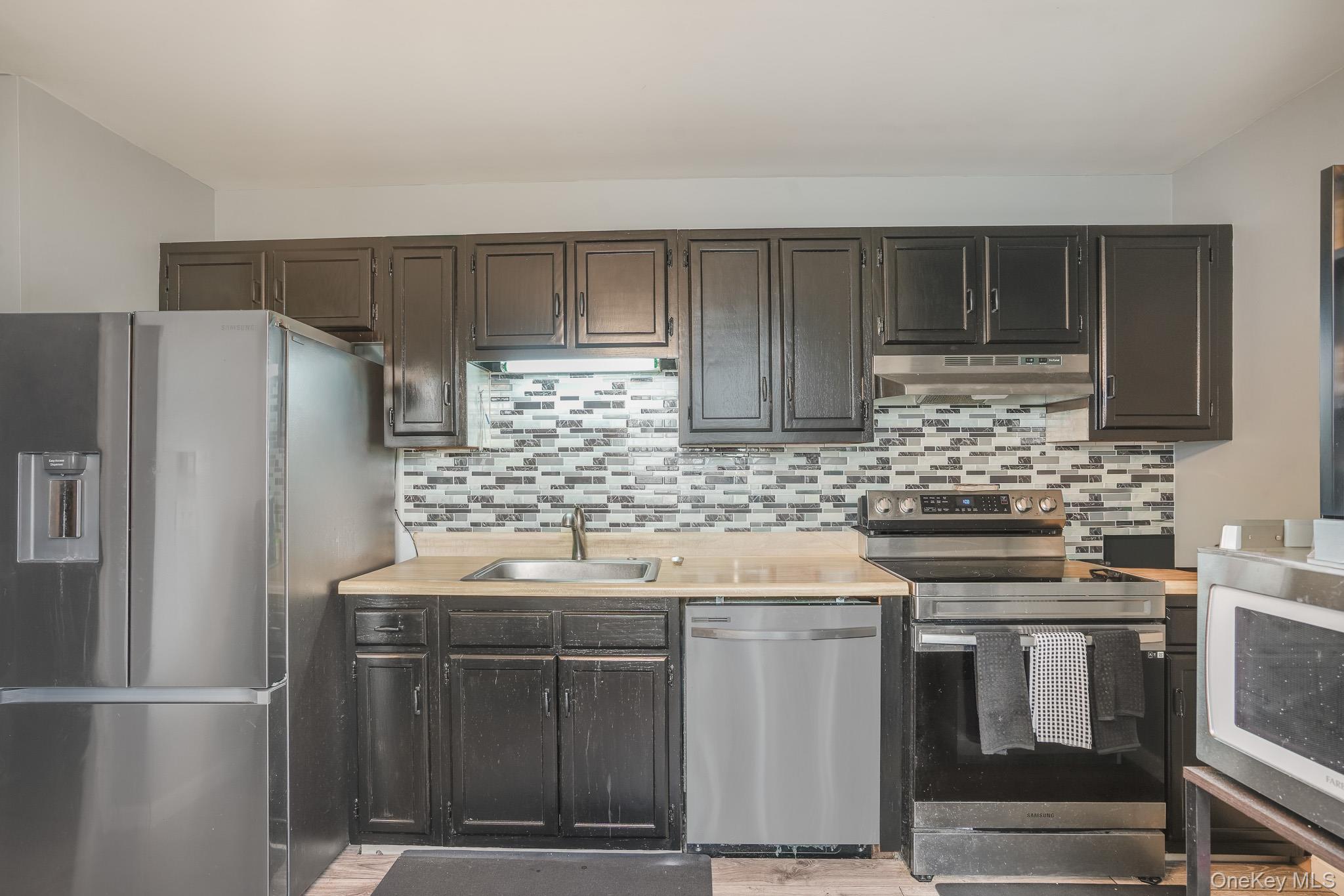 3106 Village Drive