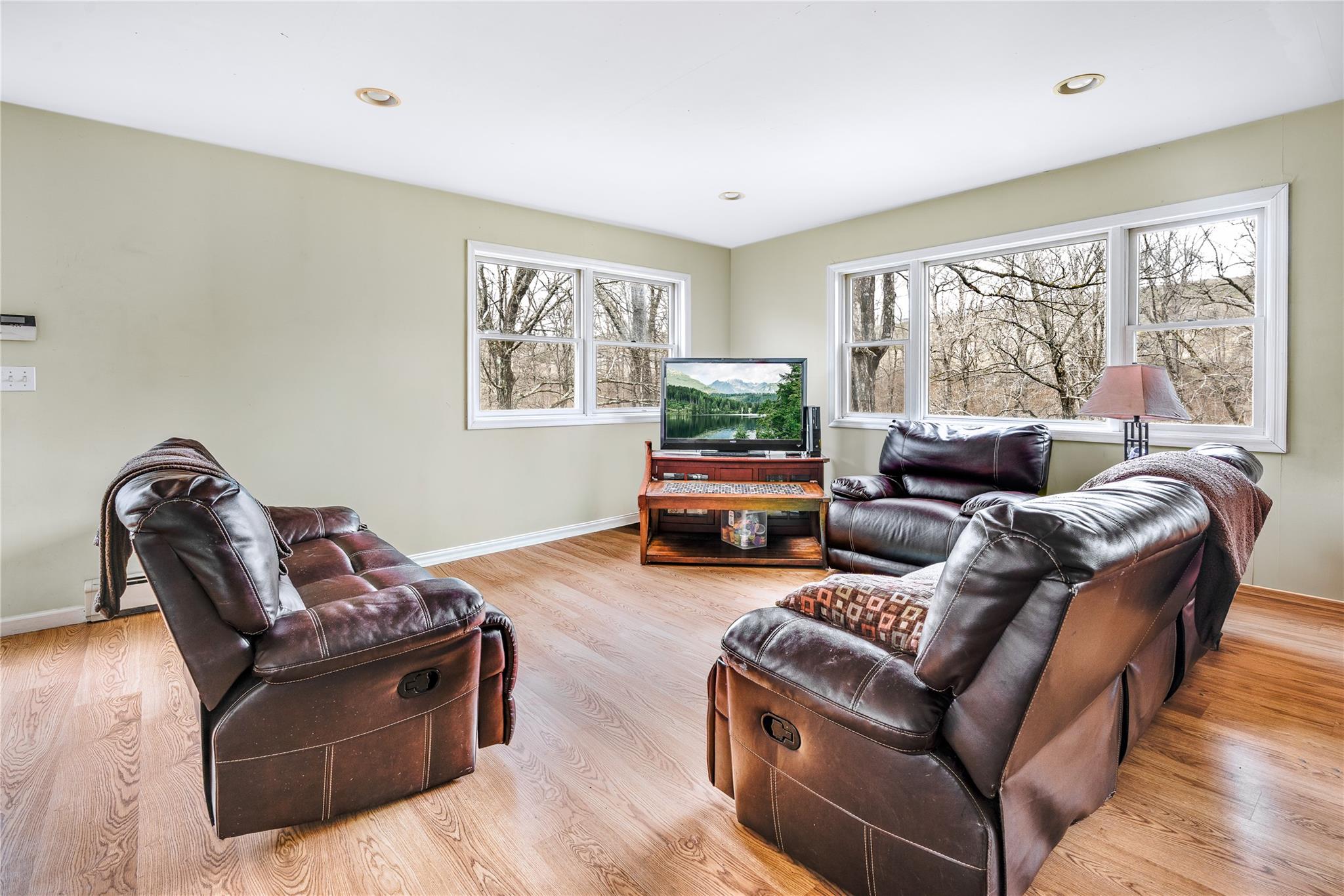 185 Creek Road