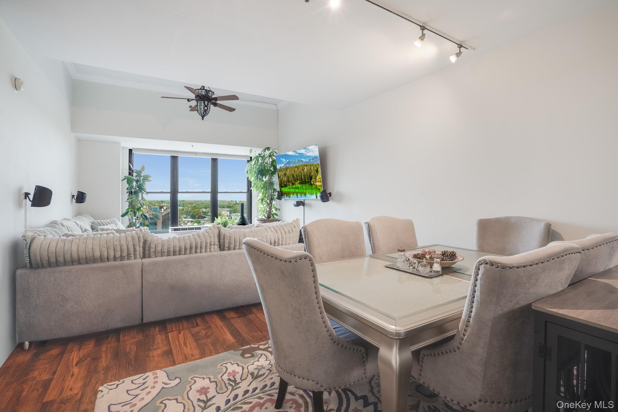 100 New Roc City Plaza Unit: 403