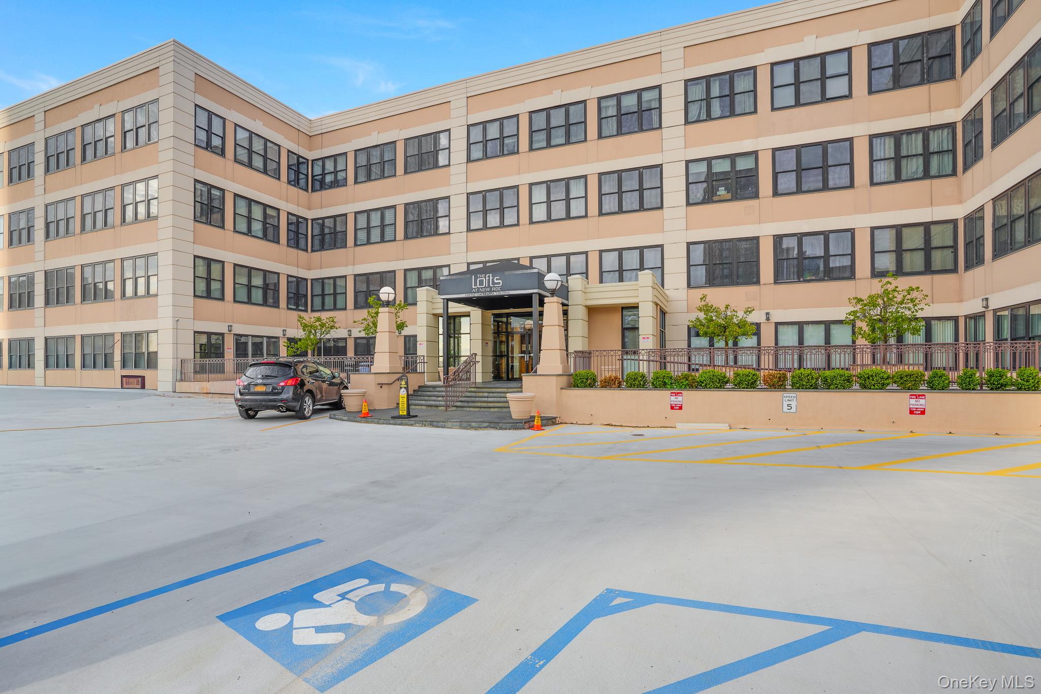 100 New Roc City Plaza Unit: 403