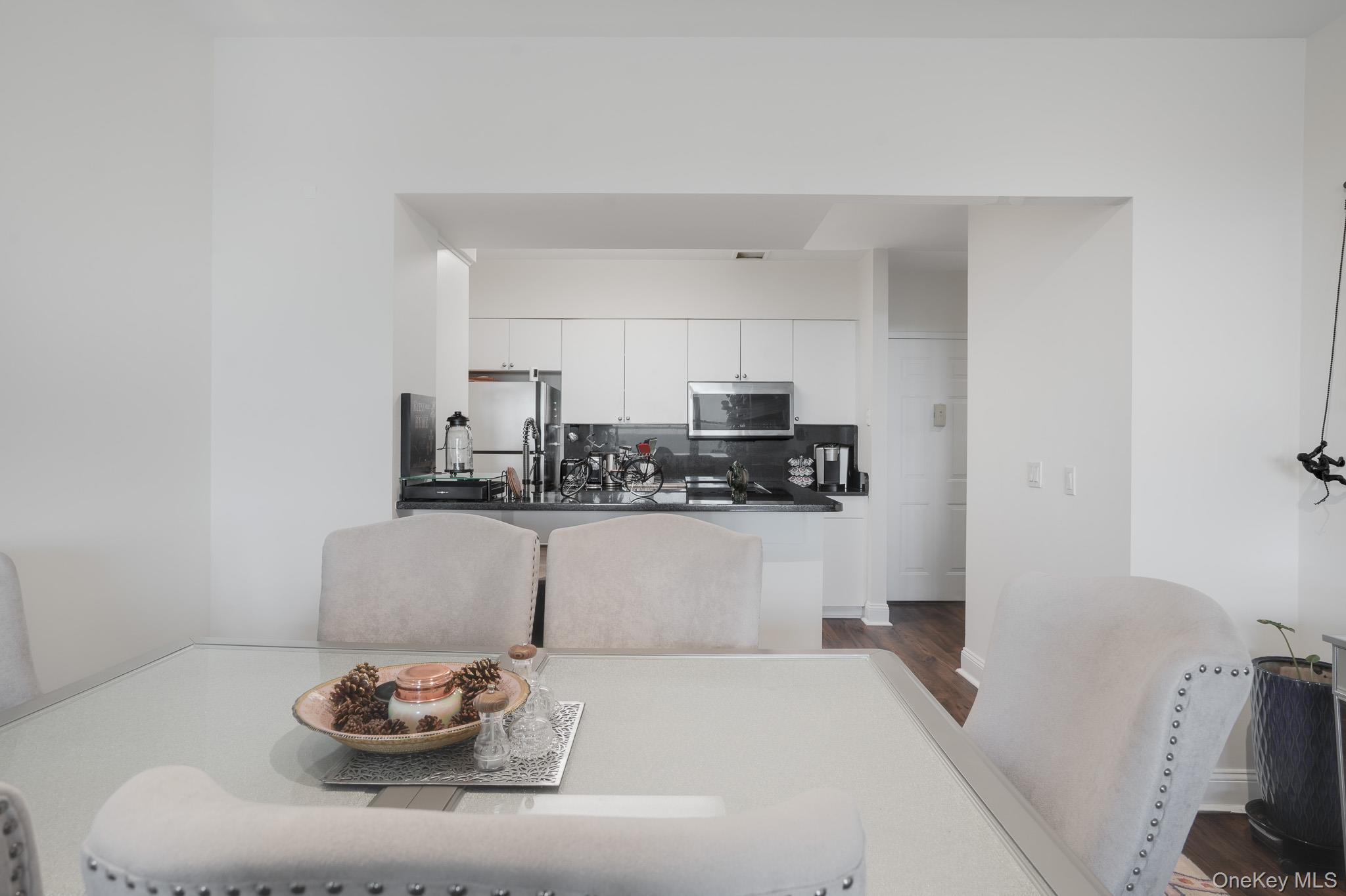 100 New Roc City Plaza Unit: 403