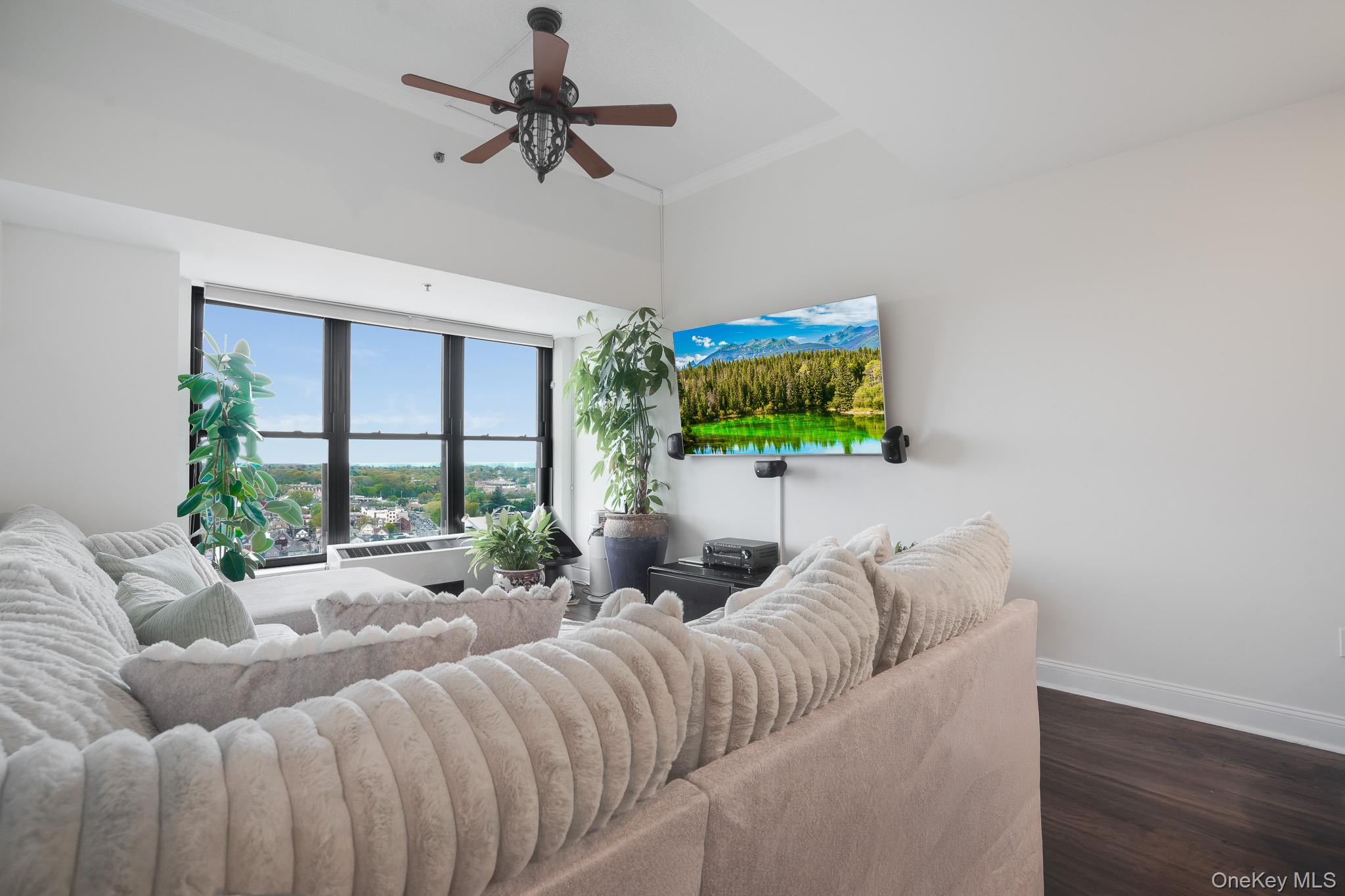 100 New Roc City Plaza Unit: 403