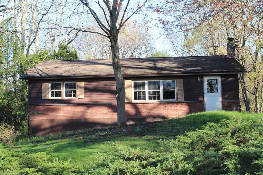 4 Horseshoe Drive