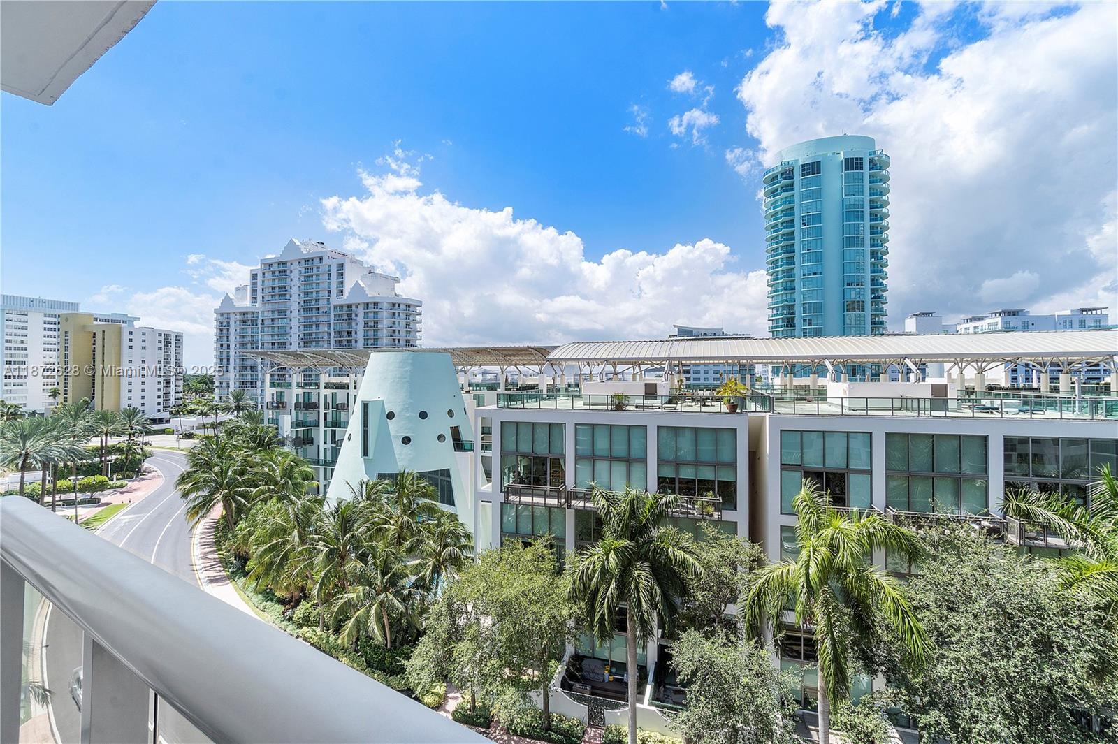 6039 Collins Ave # 829