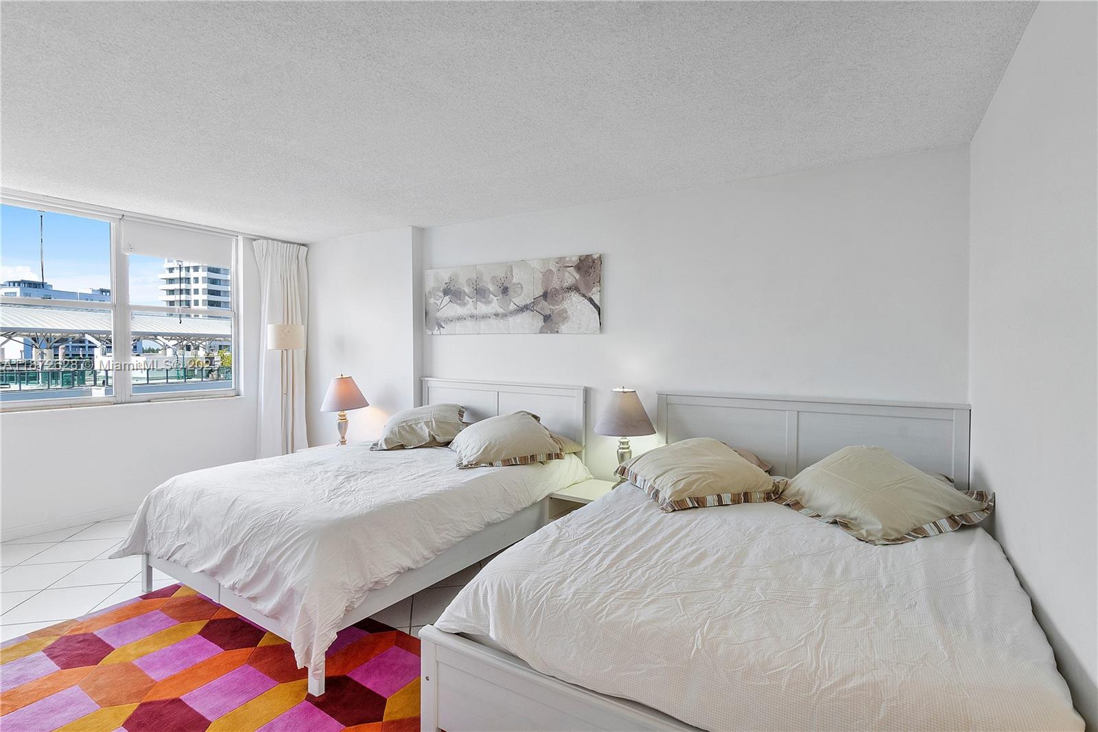 6039 Collins Ave # 829