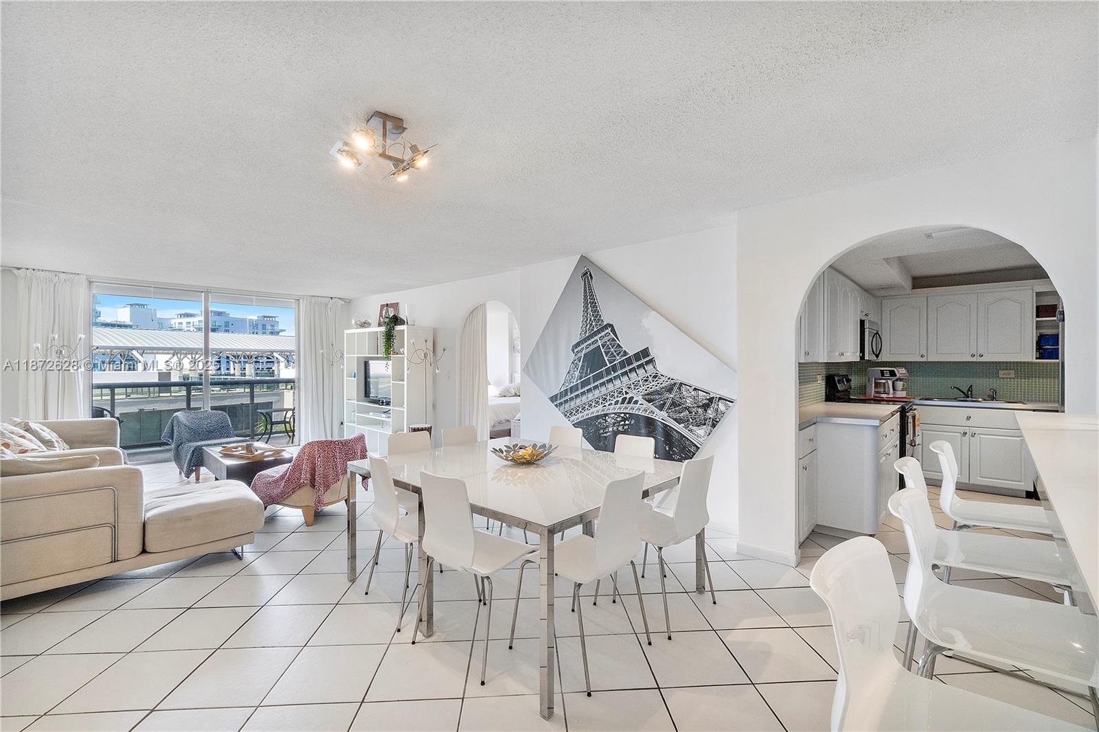 6039 Collins Ave # 829