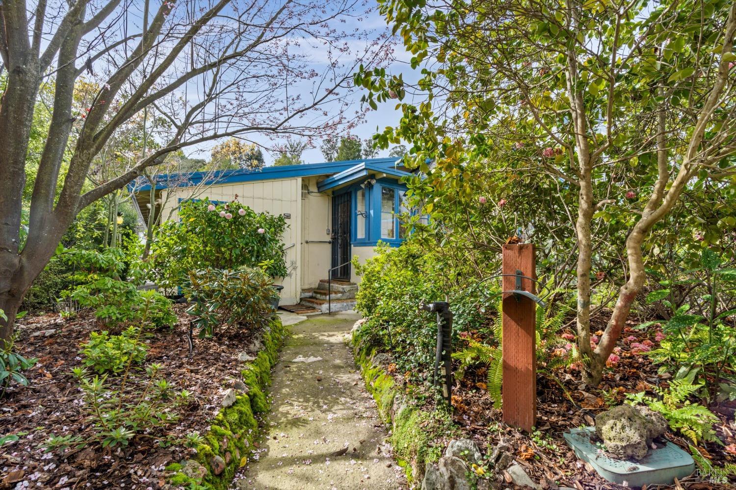 341 Miller Ave