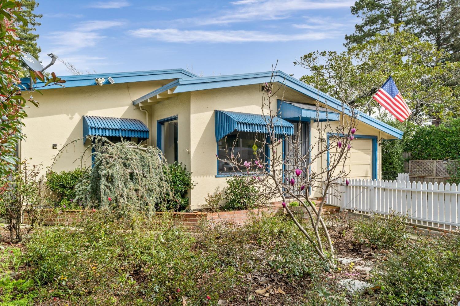 341 Miller Ave