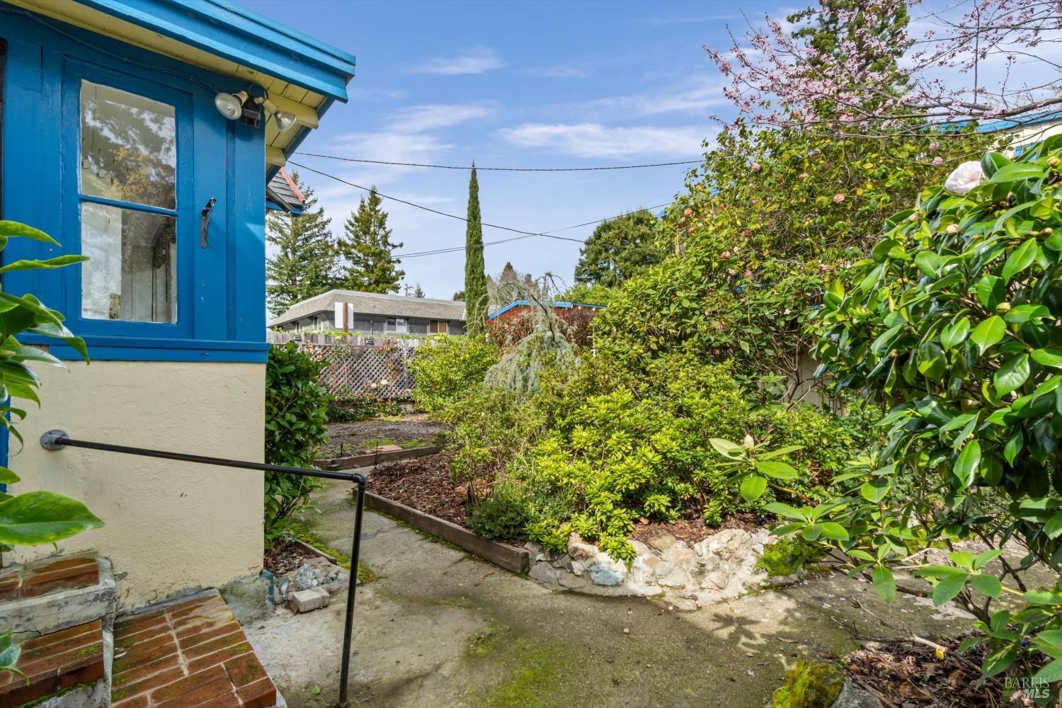 341 Miller Ave