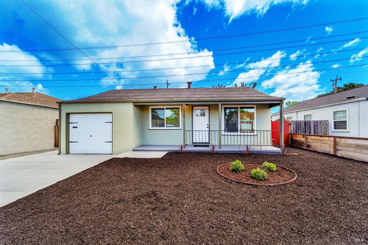 1070 Thelma Ave
