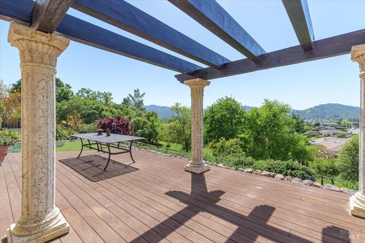 1046 Valle View Court