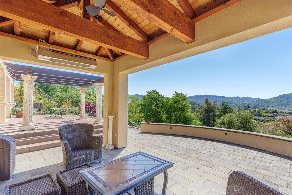 1046 Valle View Court