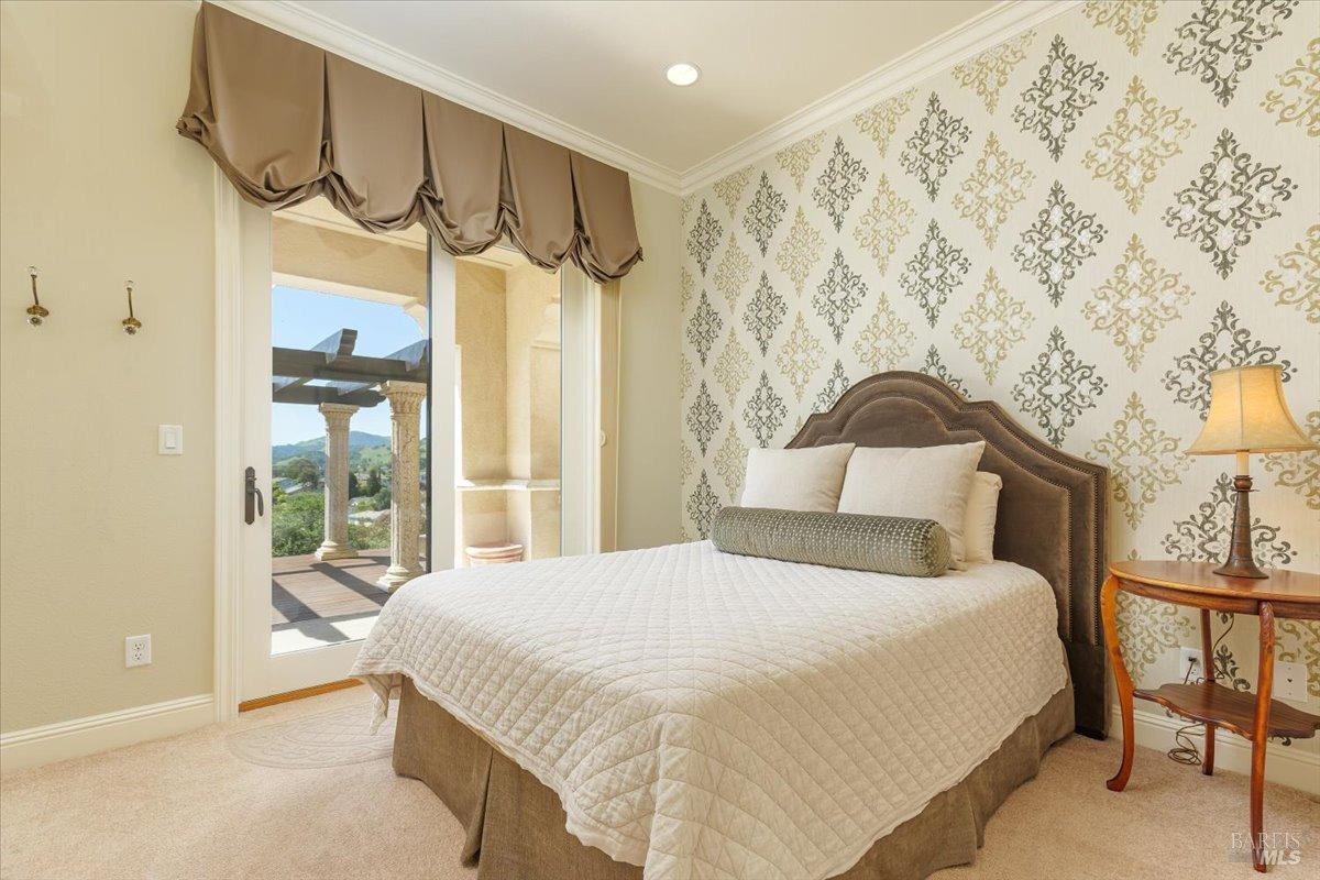 1046 Valle View Court