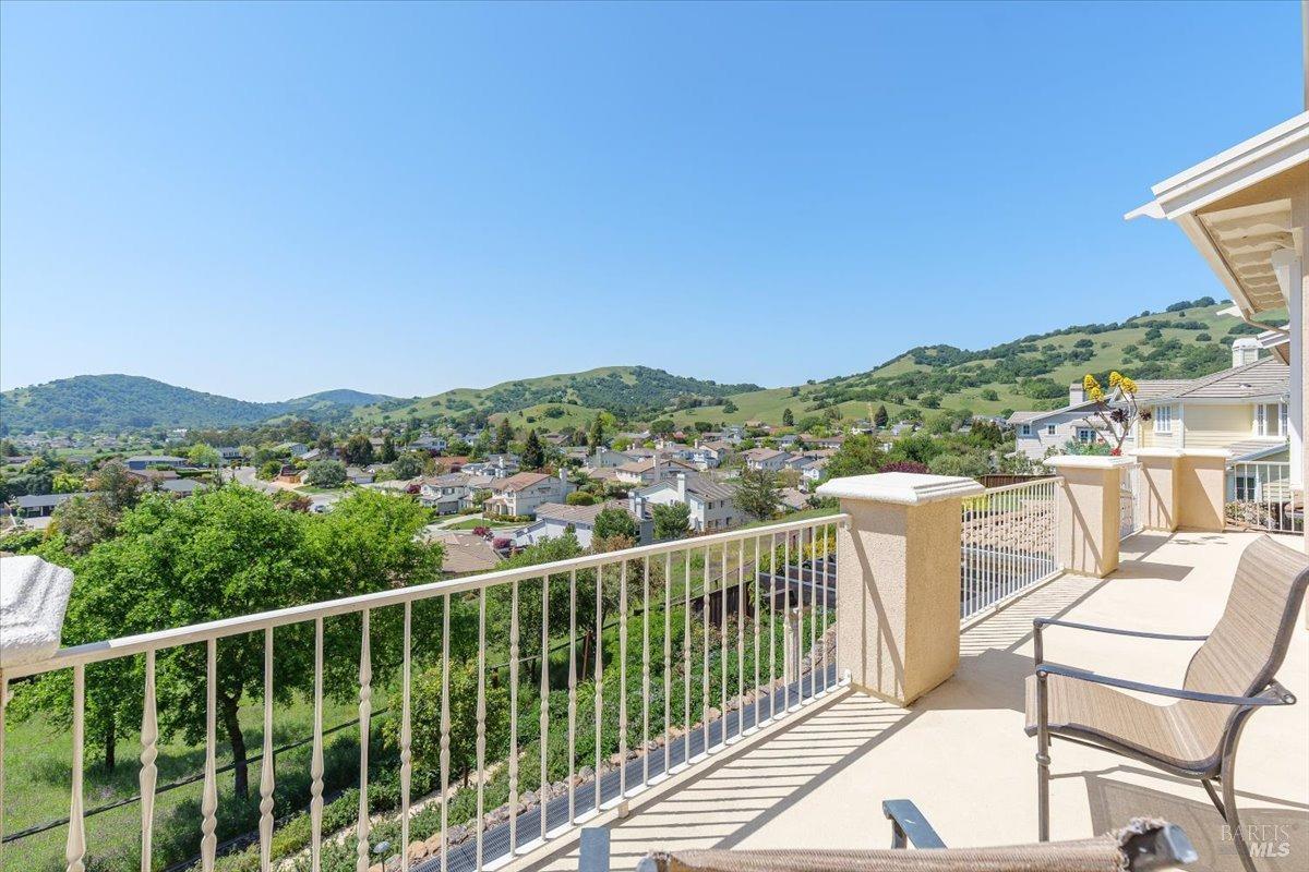 1046 Valle View Court
