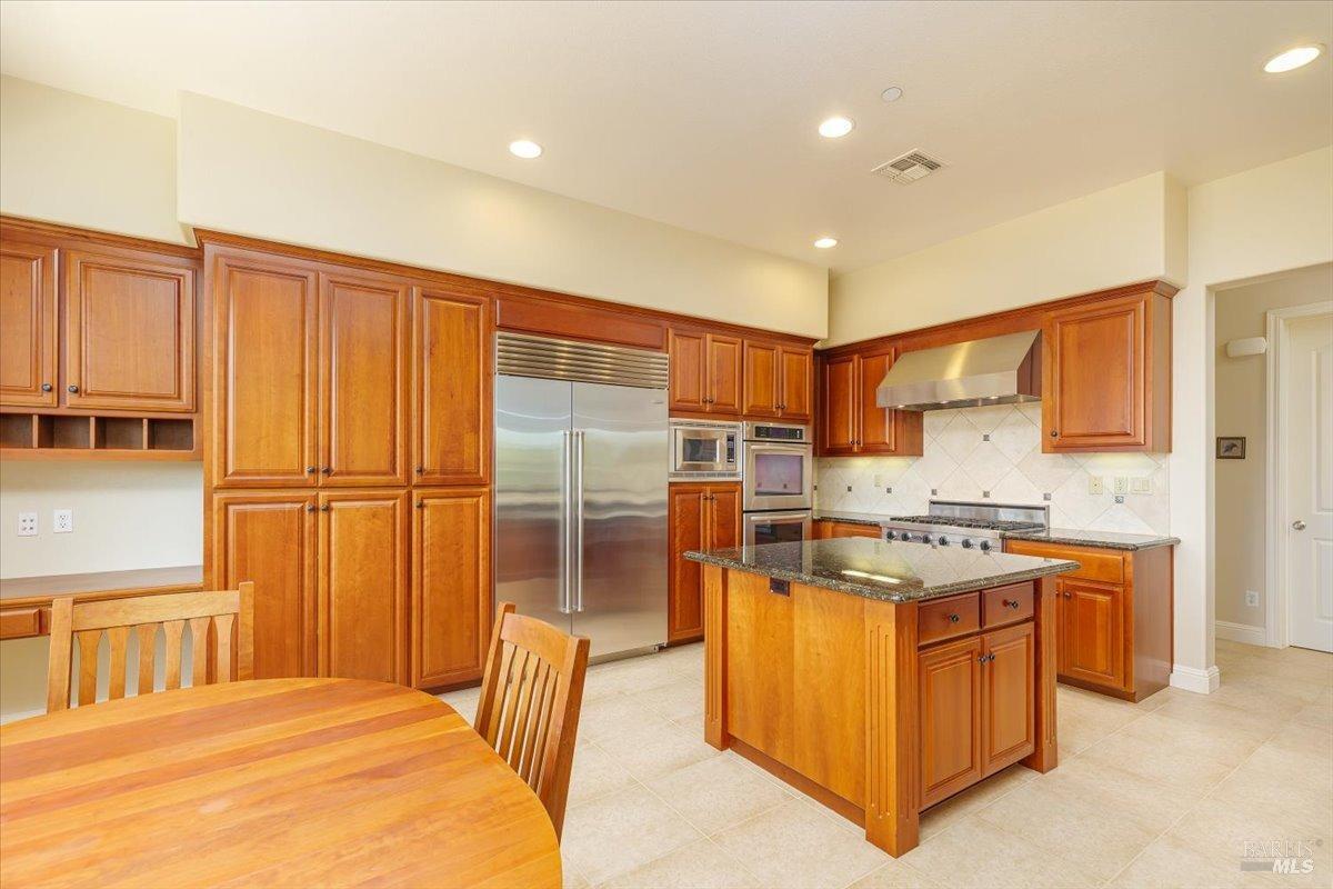 1046 Valle View Court
