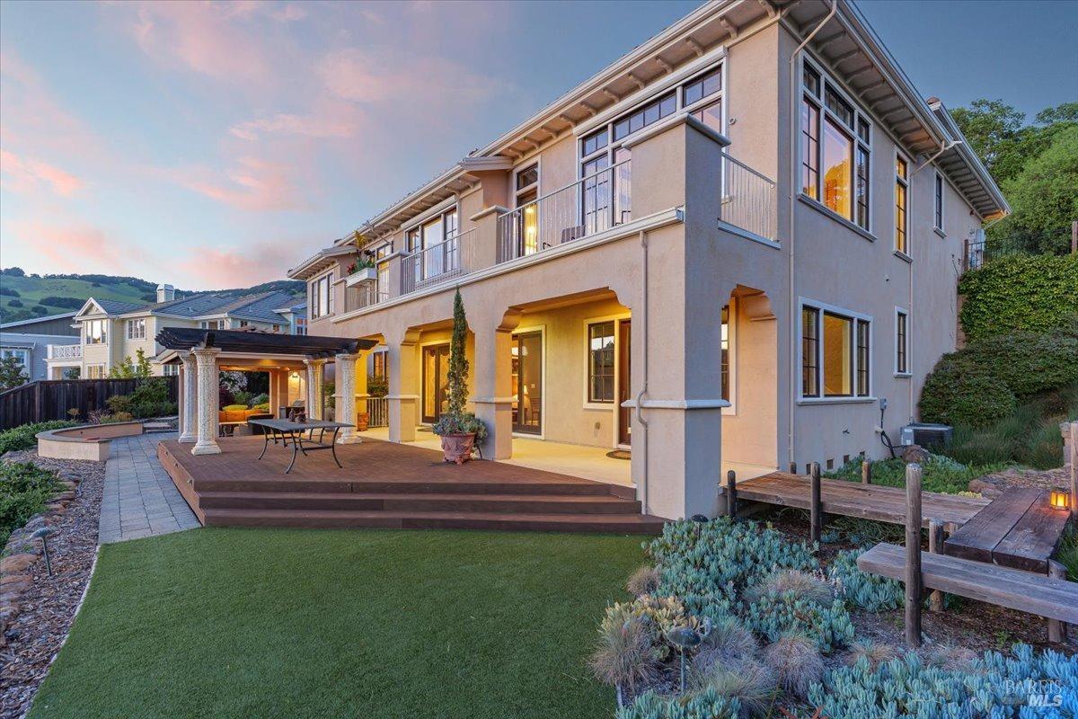 1046 Valle View Court