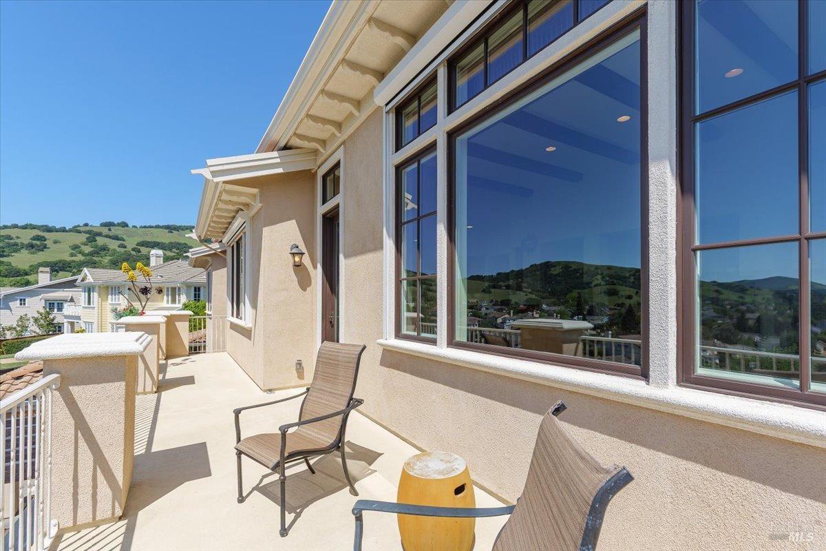 1046 Valle View Court