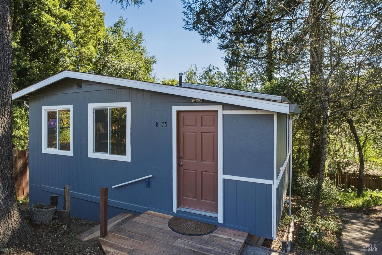8175 Knoll Drive