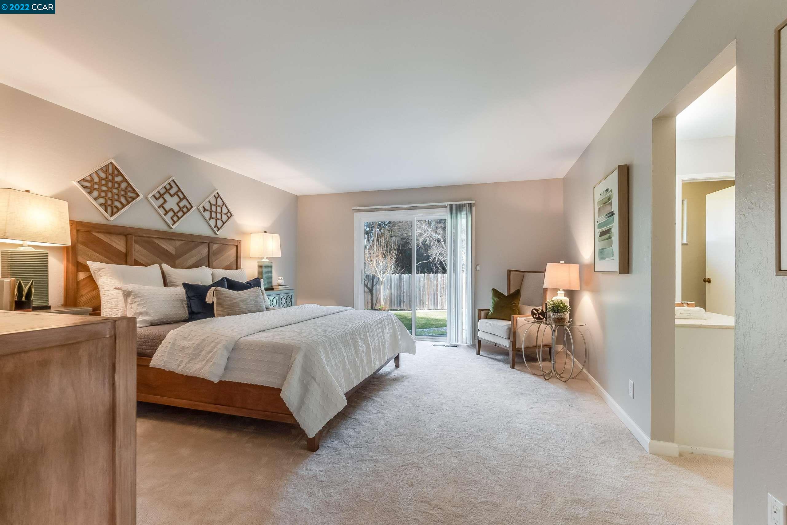 335 Deerfield Dr