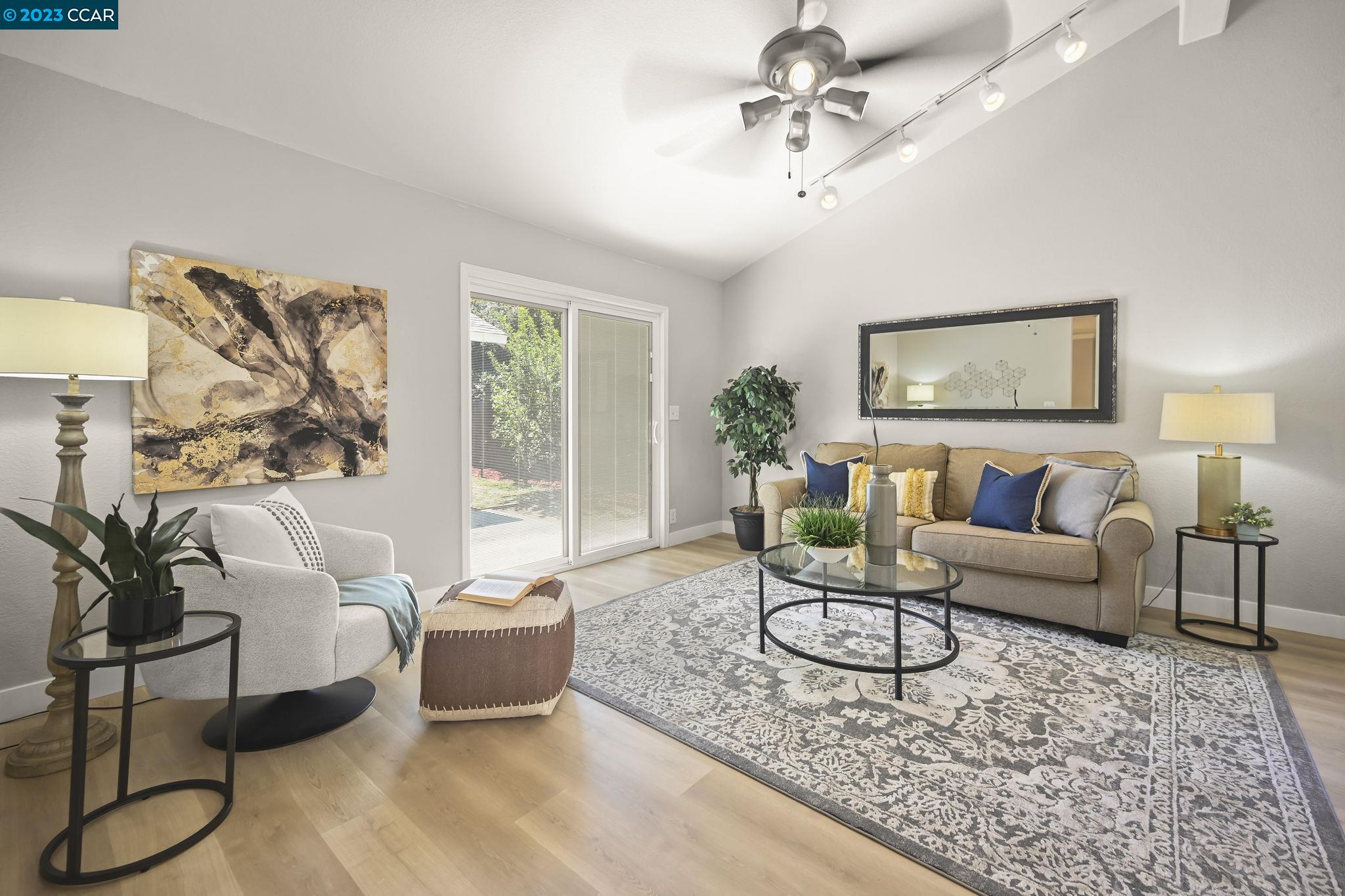1166 Santa Lucia Dr