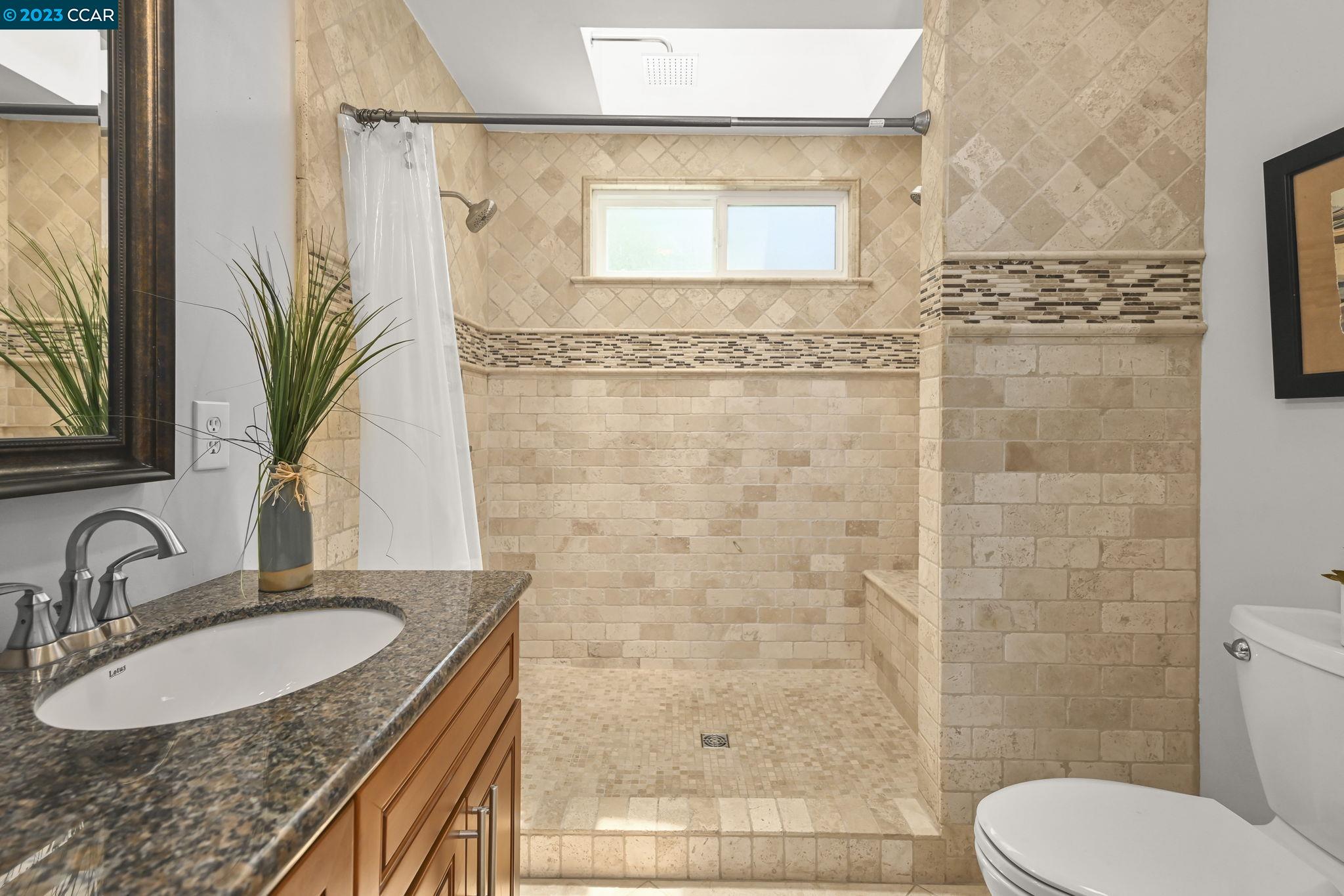 1166 Santa Lucia Dr
