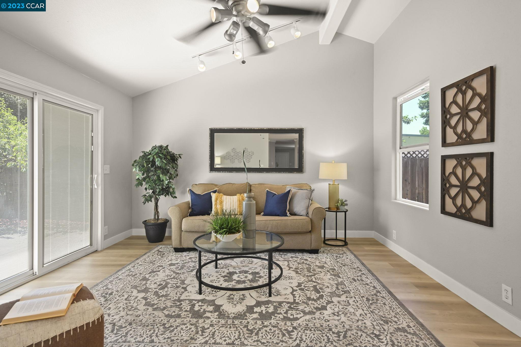 1166 Santa Lucia Dr