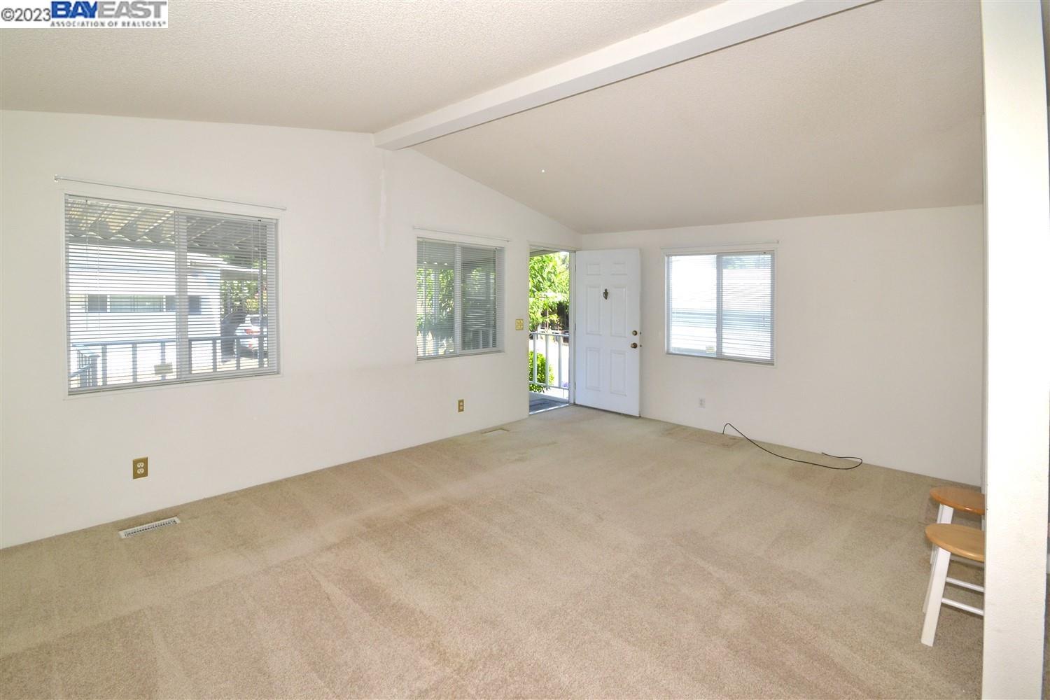 3231 Vineyard Ave., #83 Unit: 83