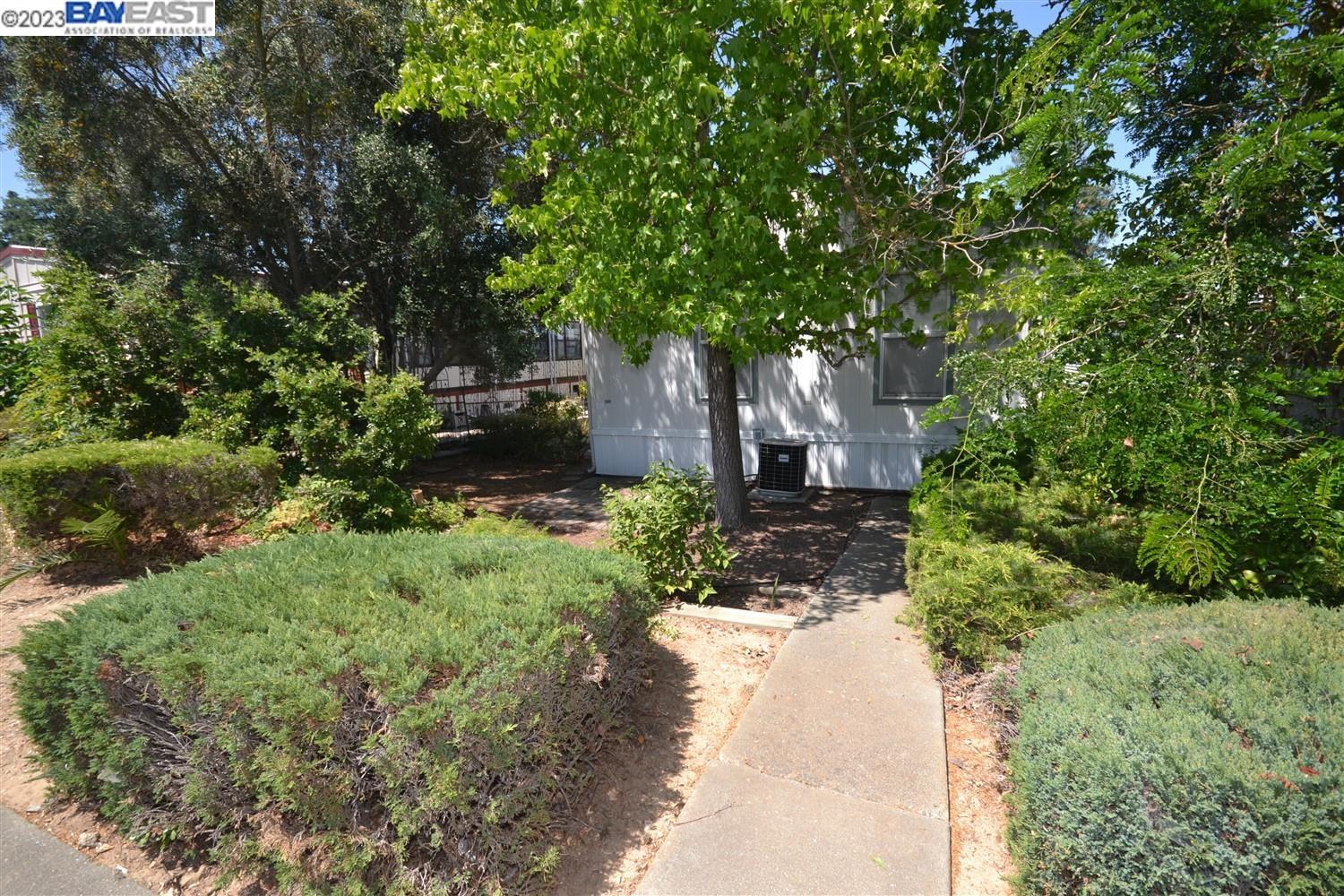 3231 Vineyard Ave., #83 Unit: 83