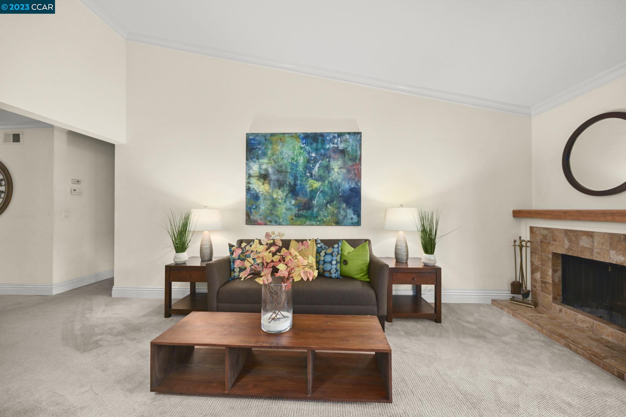 3298 Rossmoor Pkwy Unit: 7