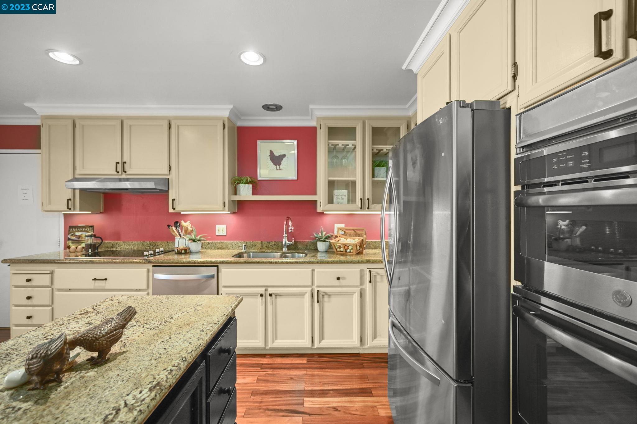 3298 Rossmoor Pkwy Unit: 7