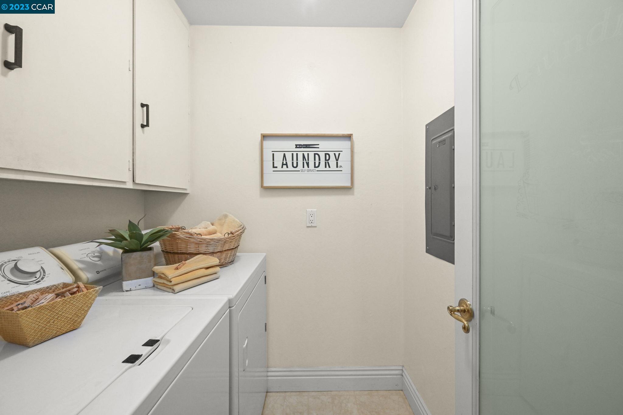 3298 Rossmoor Pkwy Unit: 7