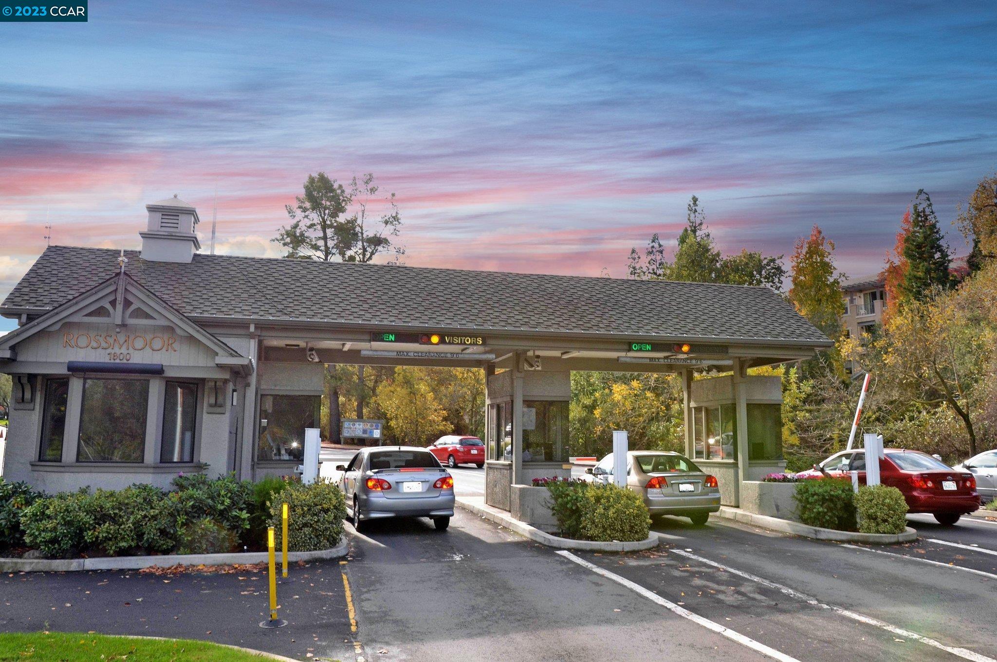 3298 Rossmoor Pkwy Unit: 7