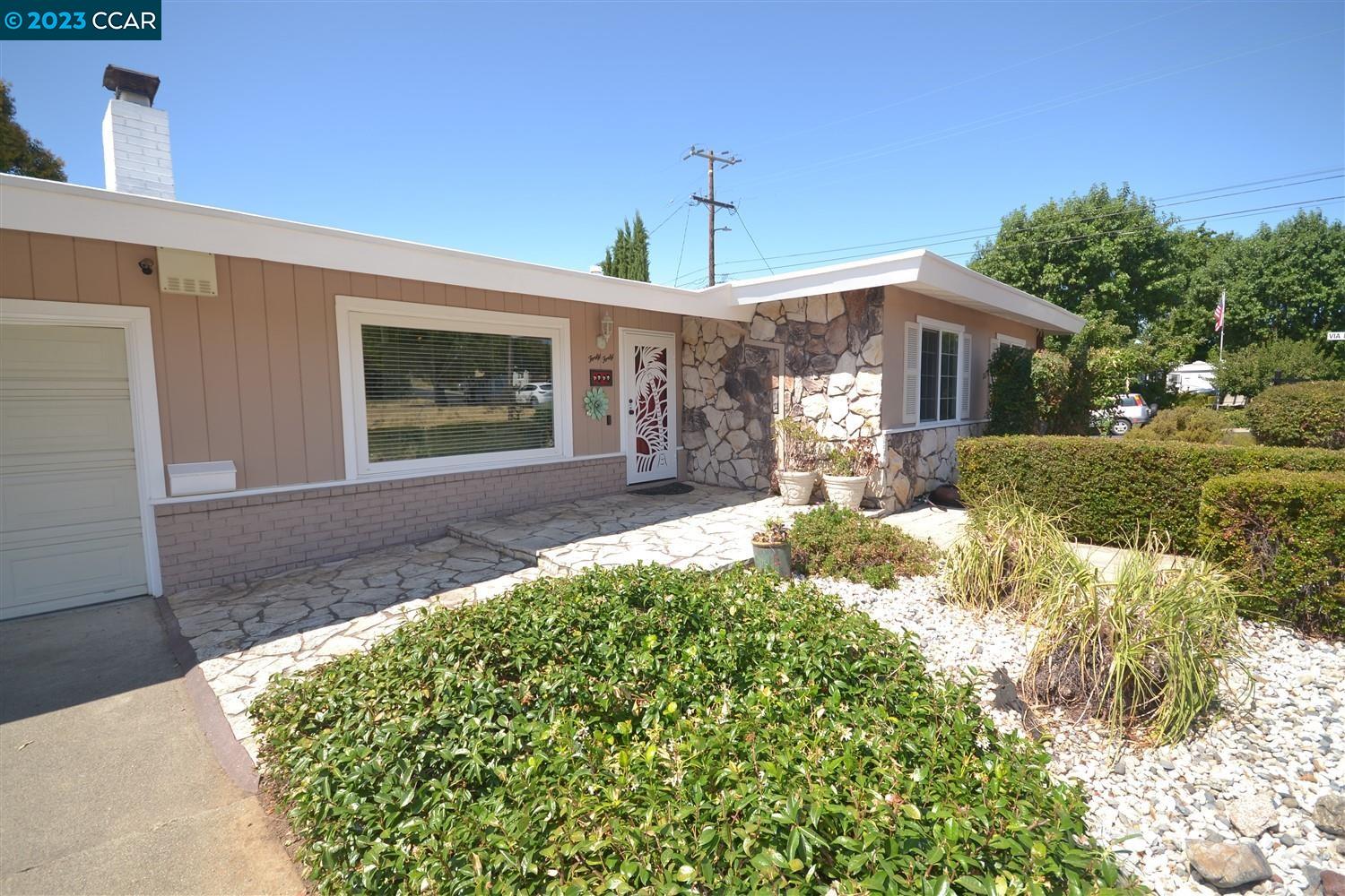 4040 Camino Vinedo