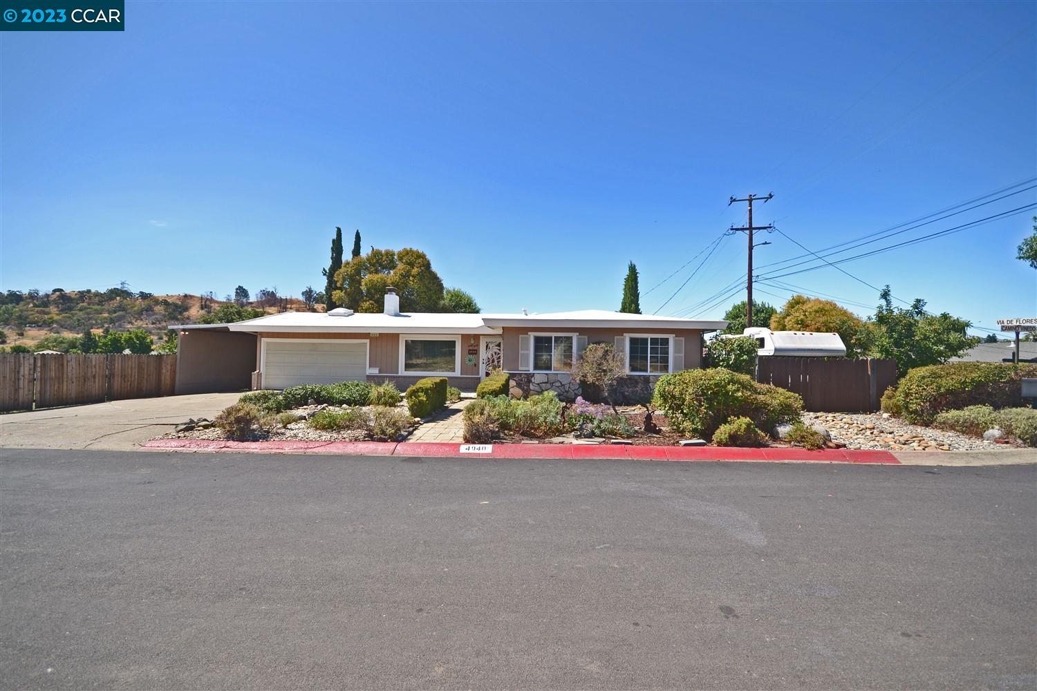 4040 Camino Vinedo