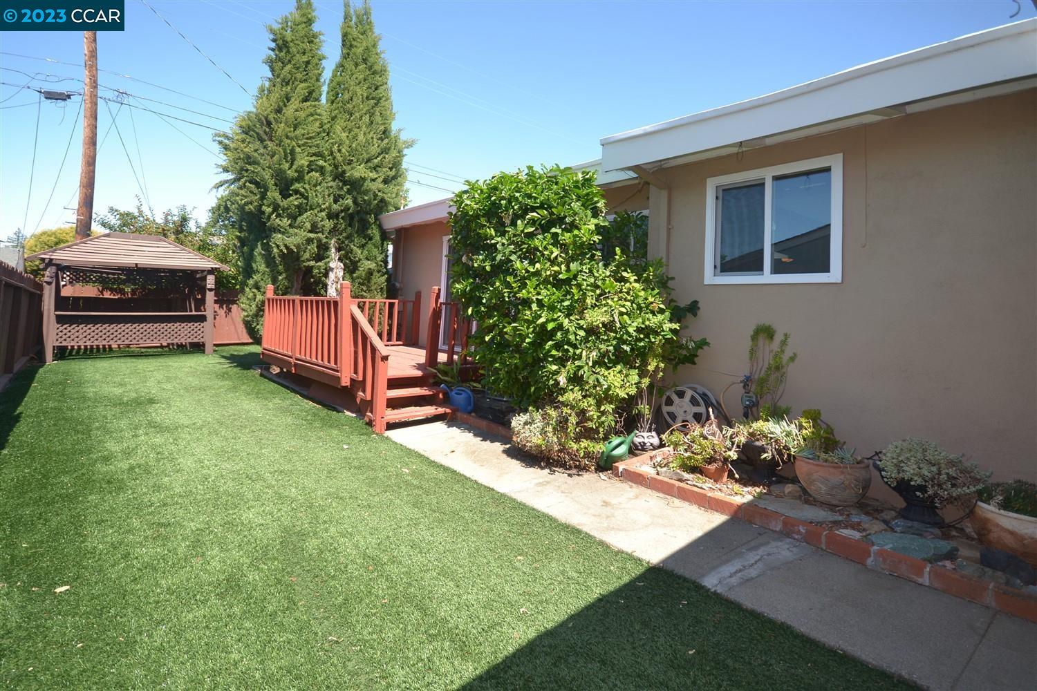 4040 Camino Vinedo