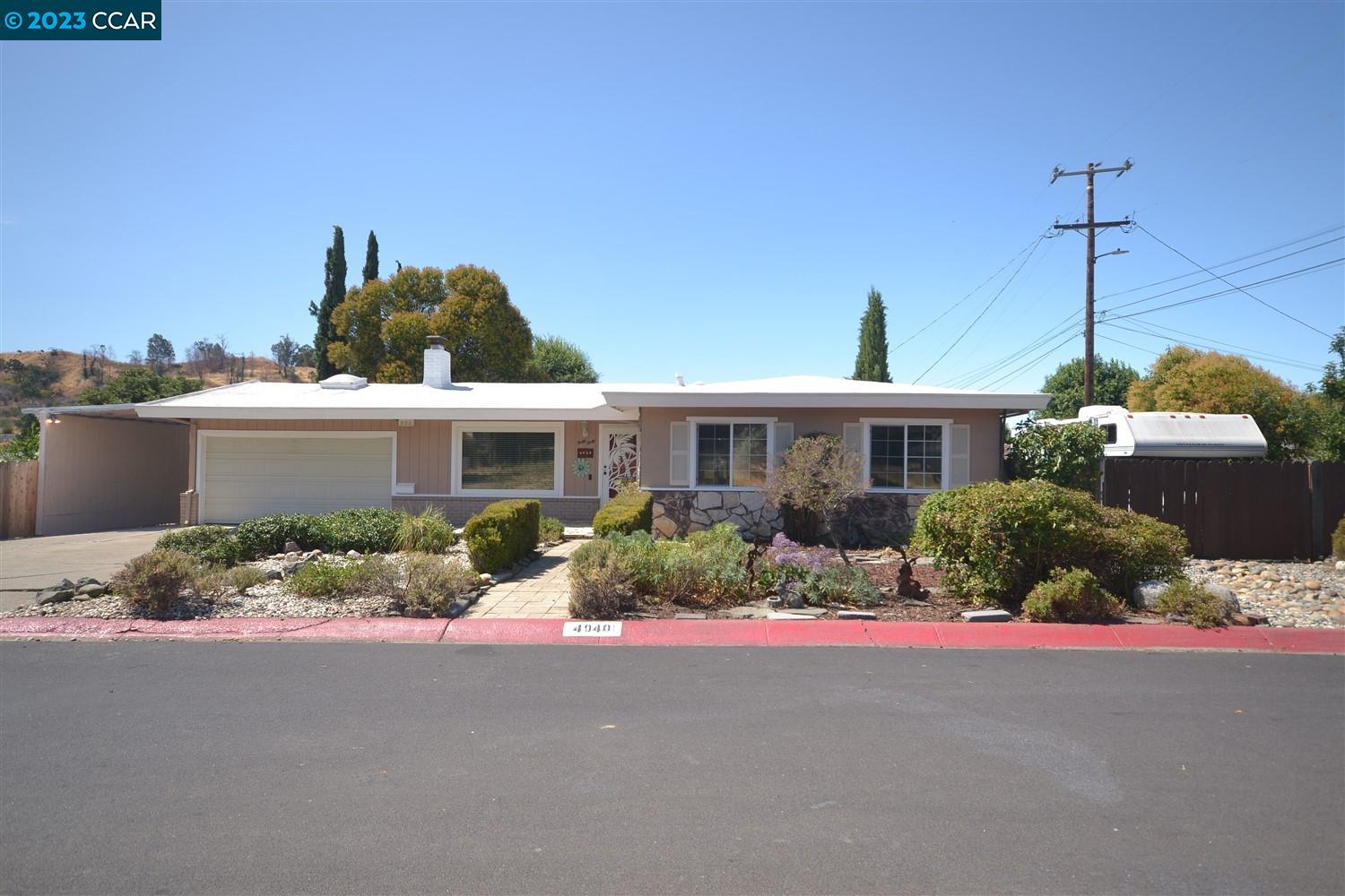 4040 Camino Vinedo