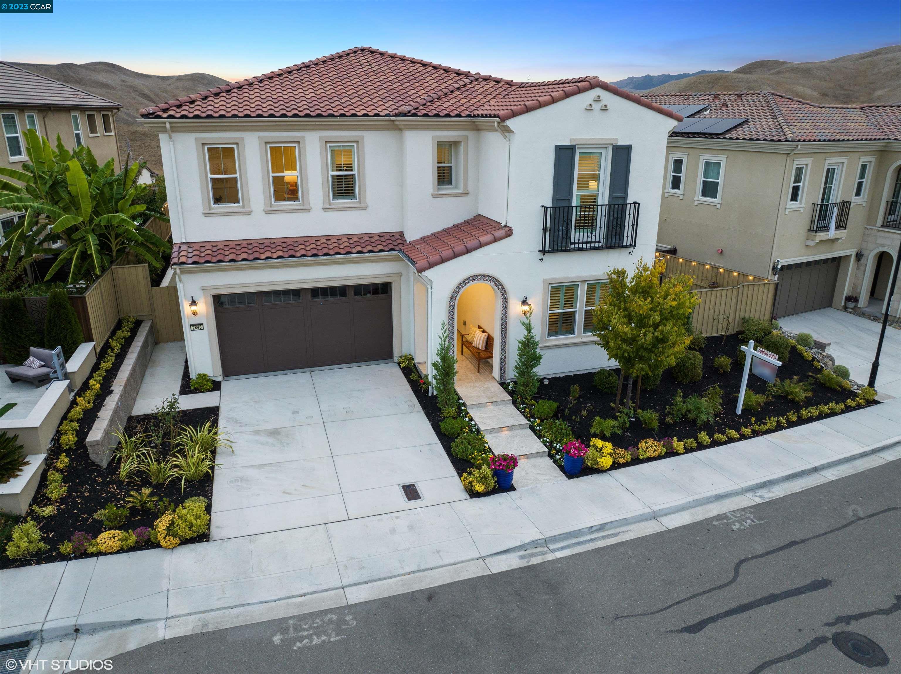 2843 Tulare Hills Dr