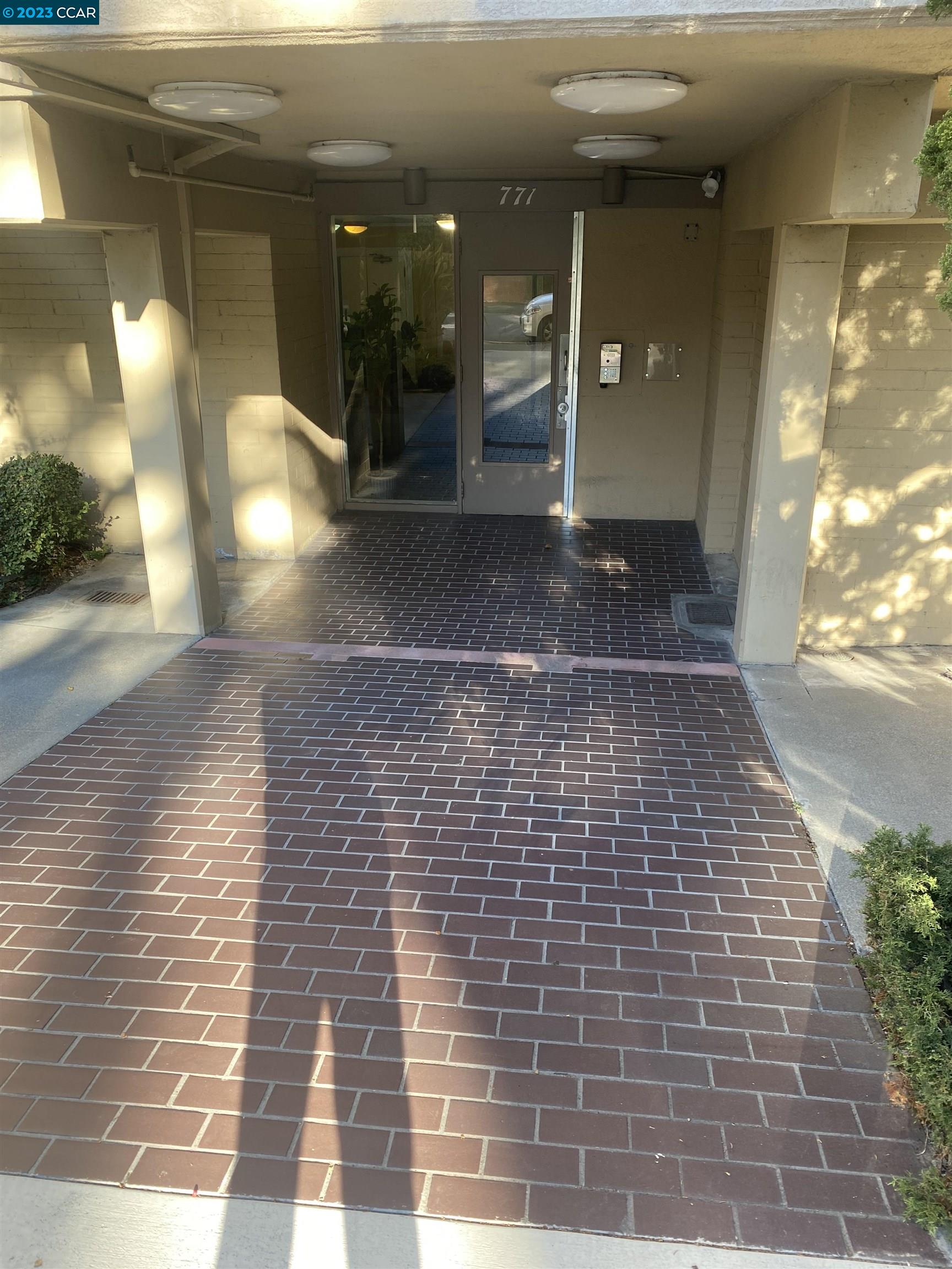 771 Kingston Unit: 205